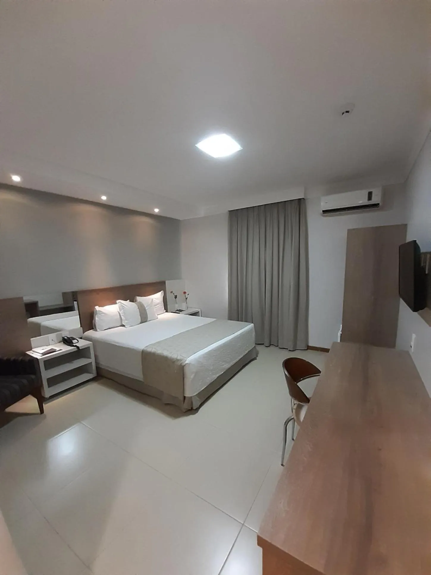 Bed in L´acordes Hotel