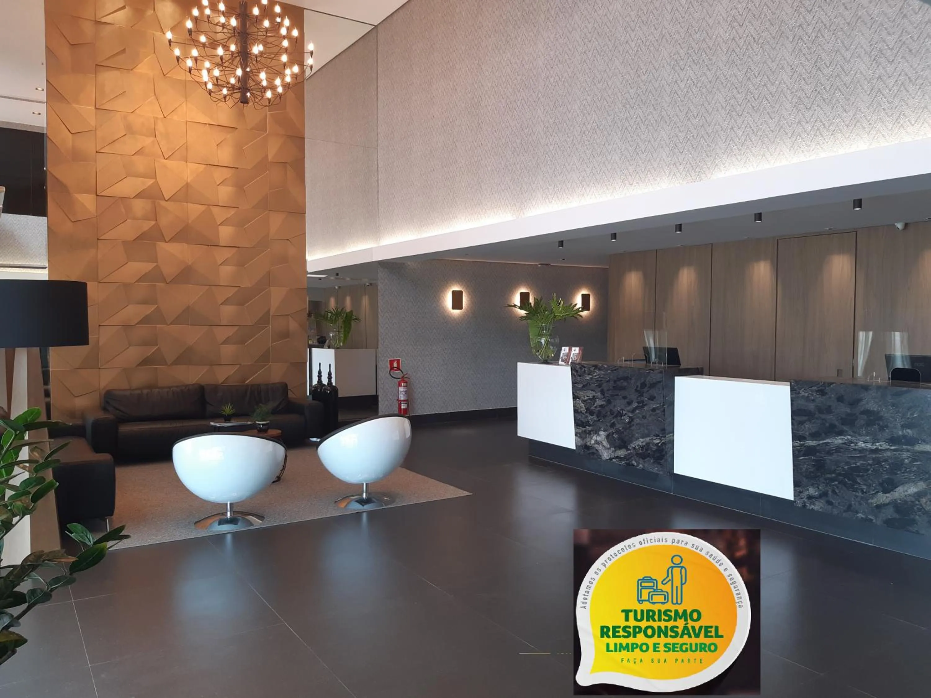 Lobby or reception in L´acordes Hotel