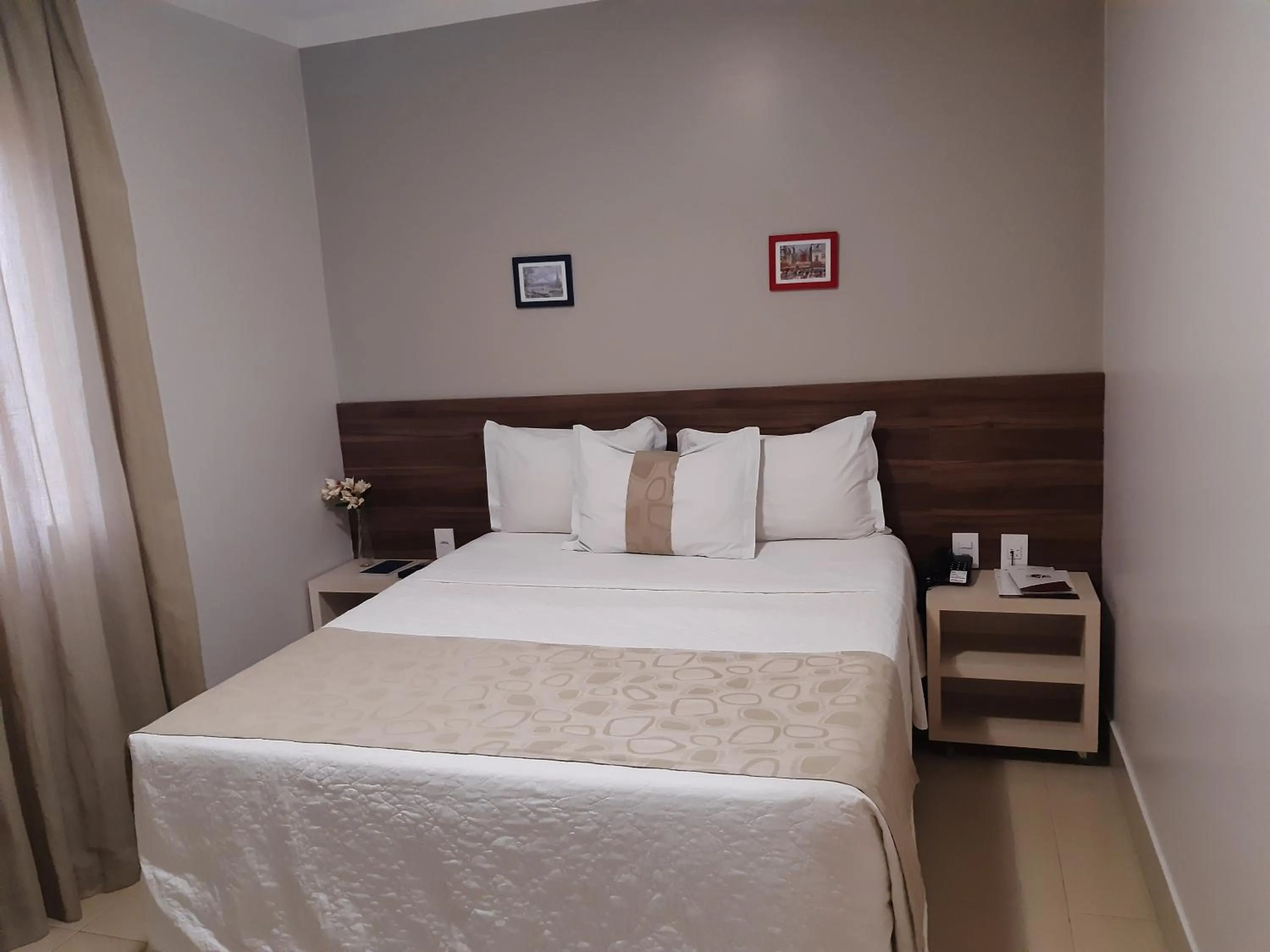 Bed in L´acordes Hotel