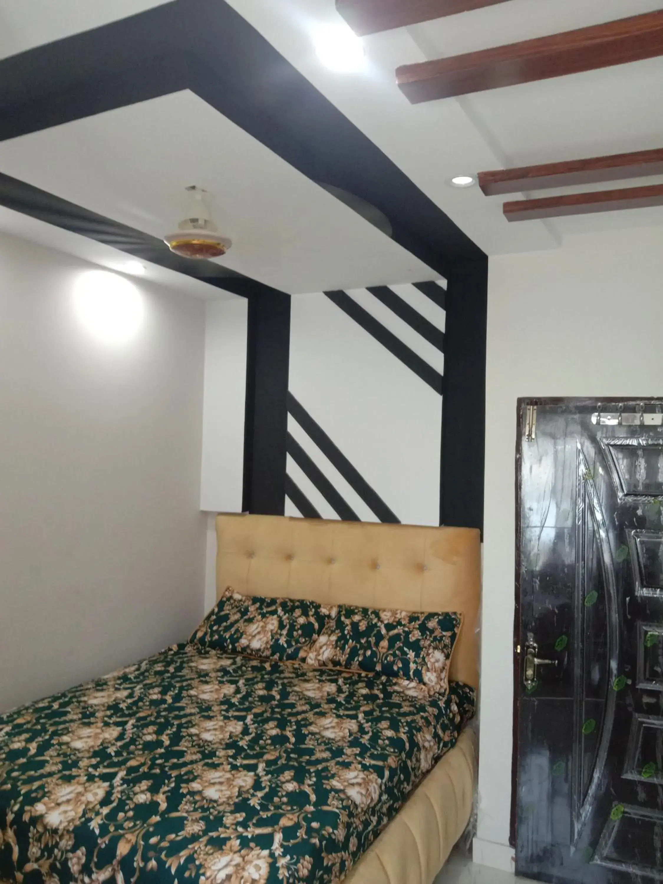 Deluxe Family Room in New Taj Hotel Deluxe Family Room in New Taj Hotel