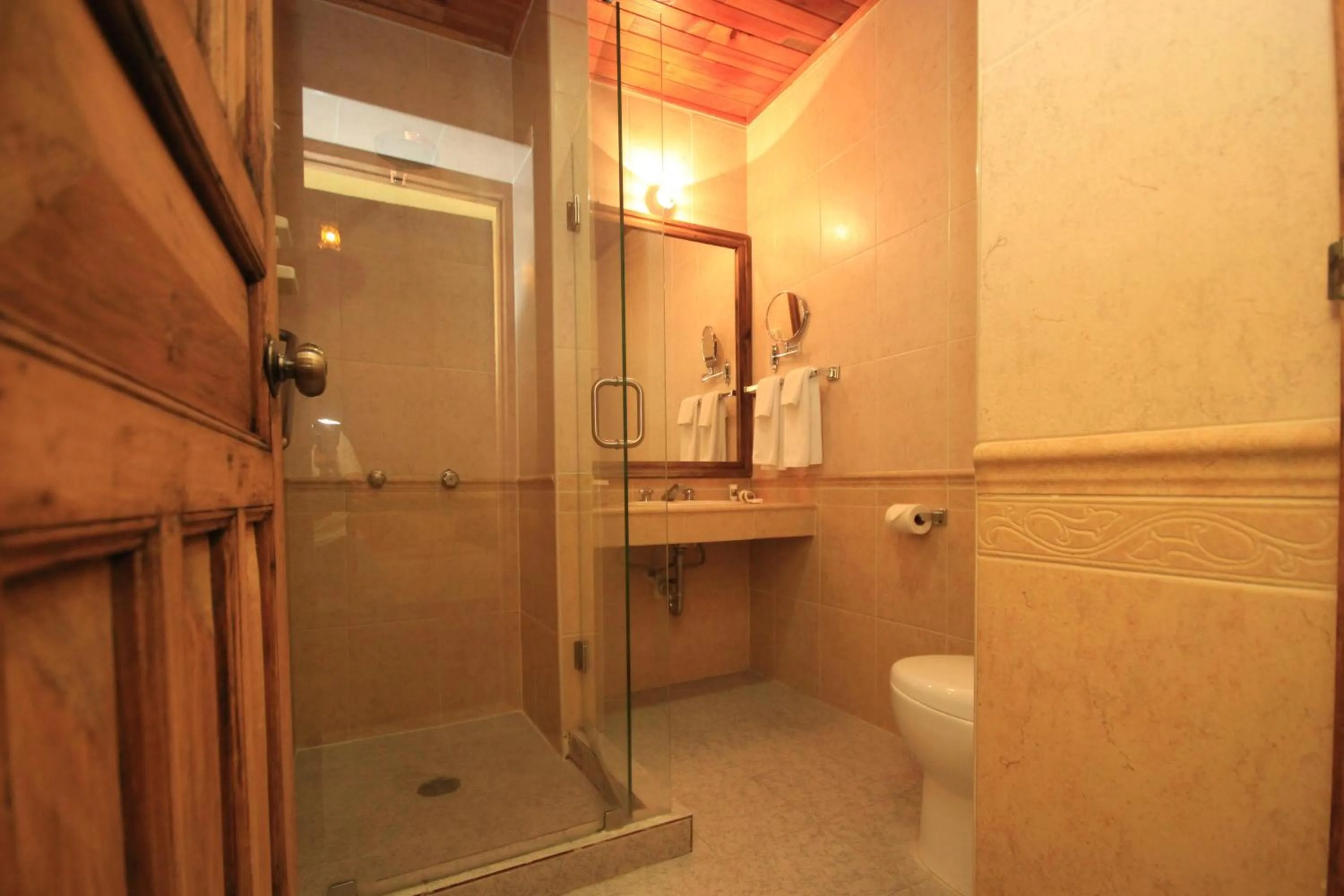 Bathroom in Hotel Ciudad Real Centro Historico