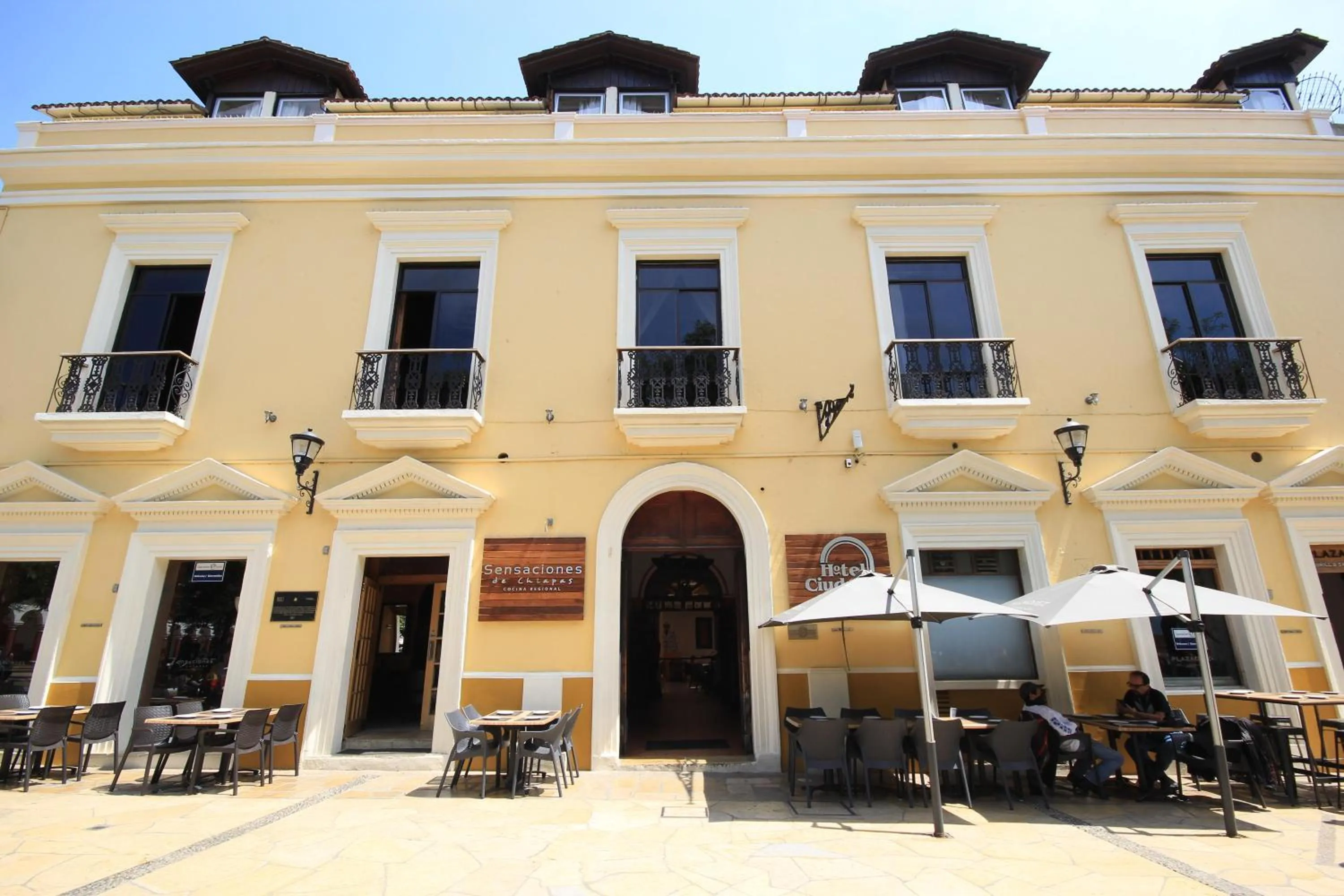 Property building in Hotel Ciudad Real Centro Historico