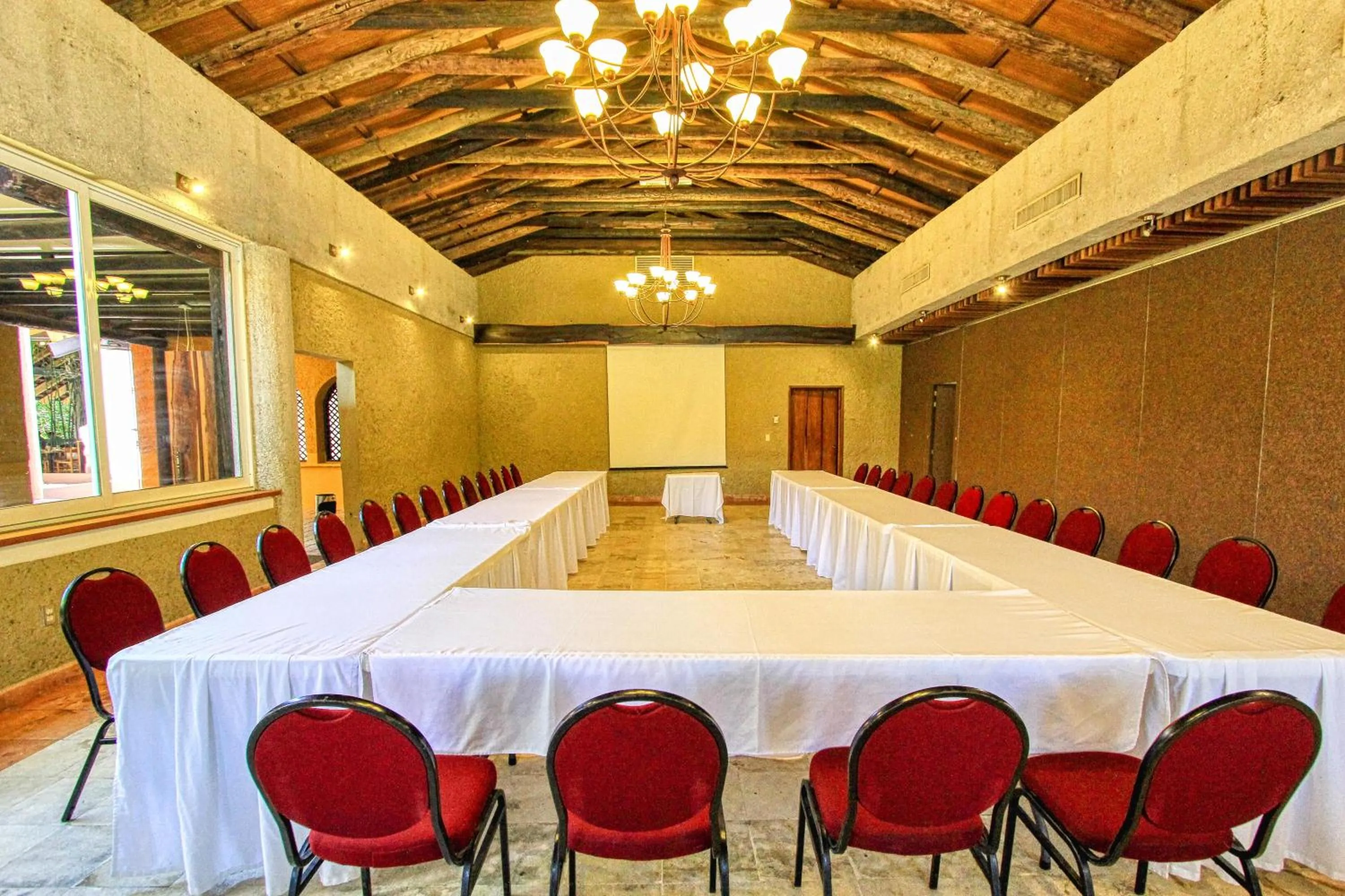 Meeting/conference room in Hotel Ciudad Real Palenque