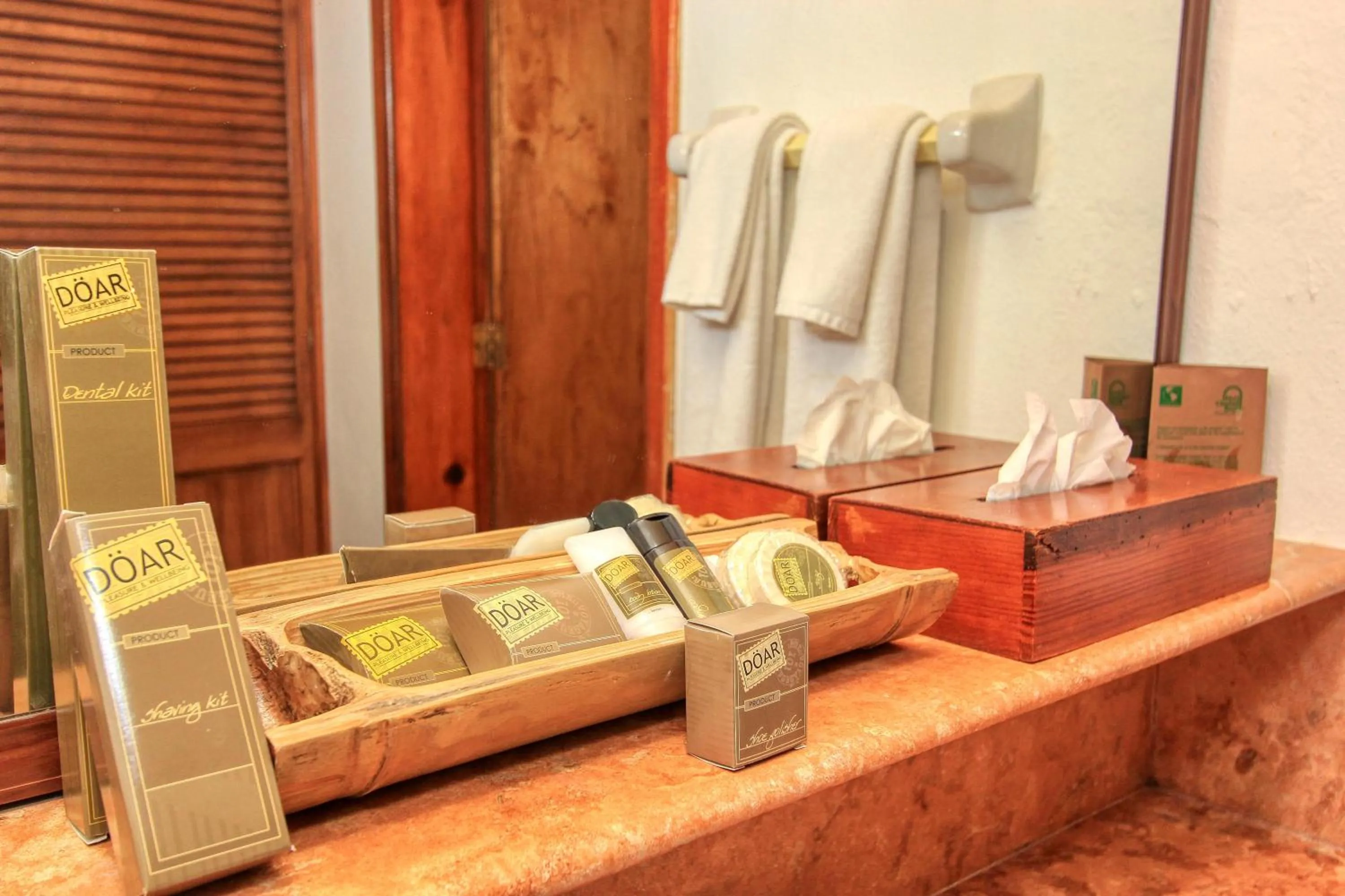 Photo of the whole room in Hotel Ciudad Real Palenque