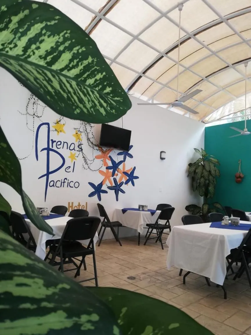 Restaurant/places to eat in Hotel Arenas del Pacifico