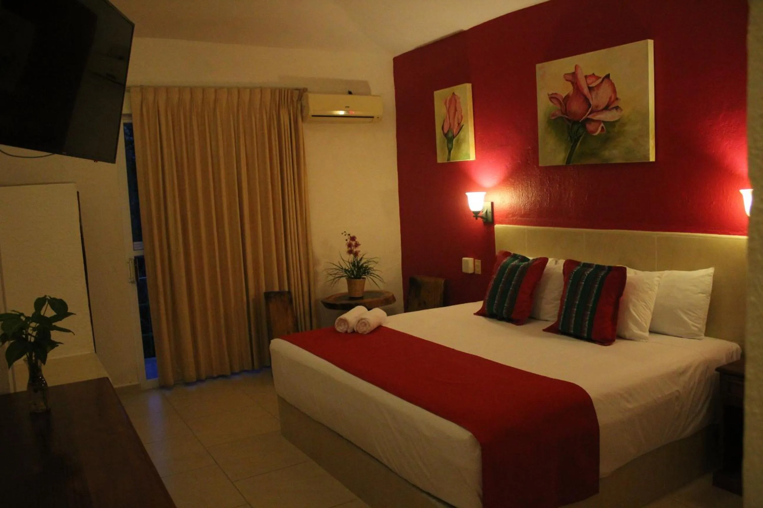 Bed in Hotel Arenas del Pacifico