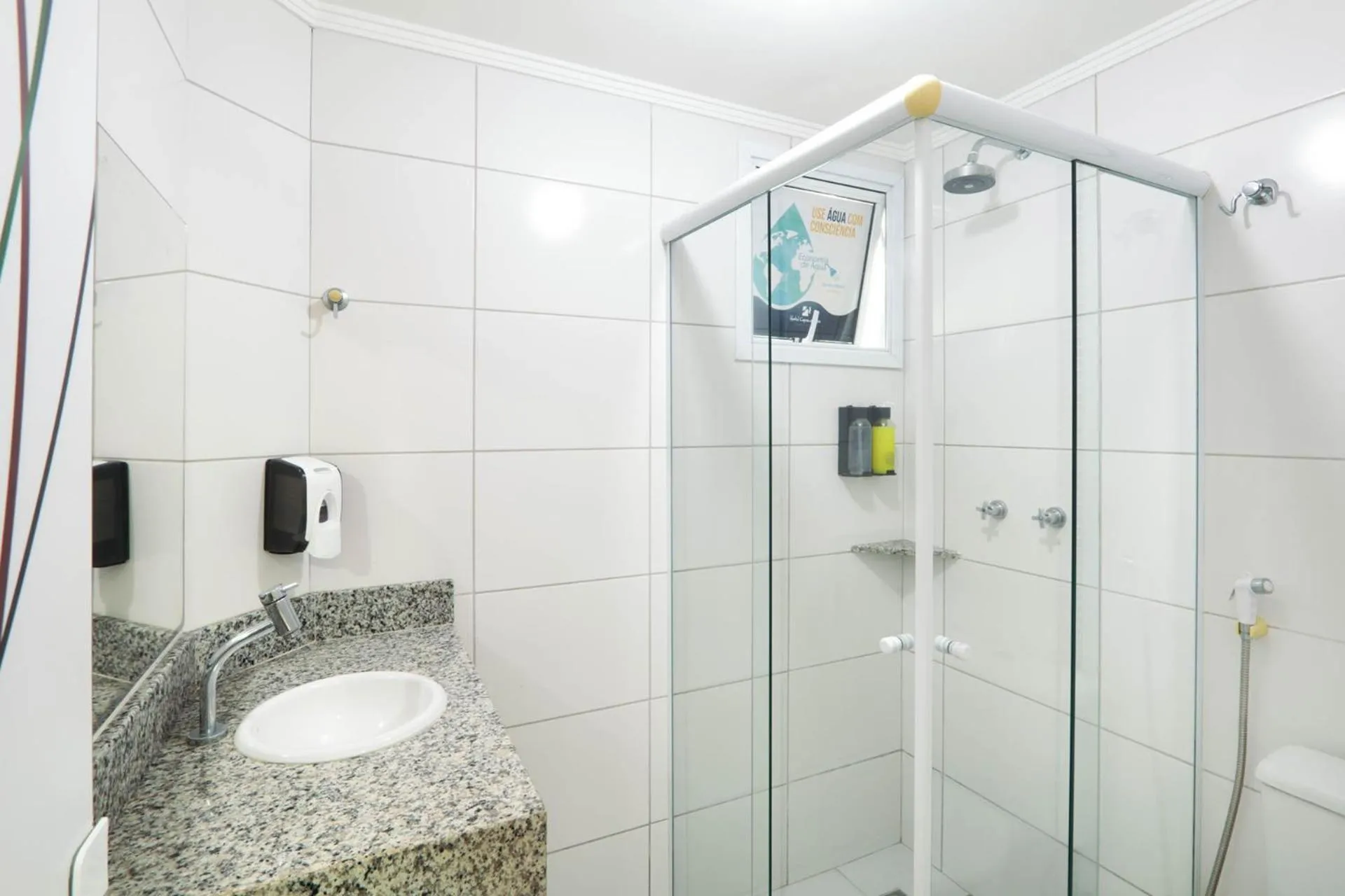 Bathroom in Hotel Copacabana Piracicaba