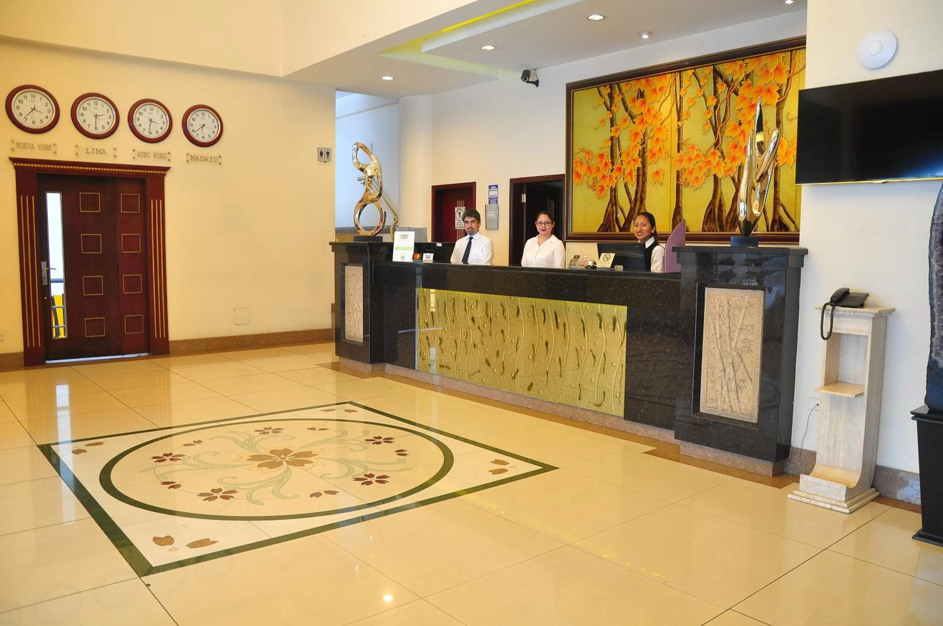 Lobby or reception in Kingdom Hotel