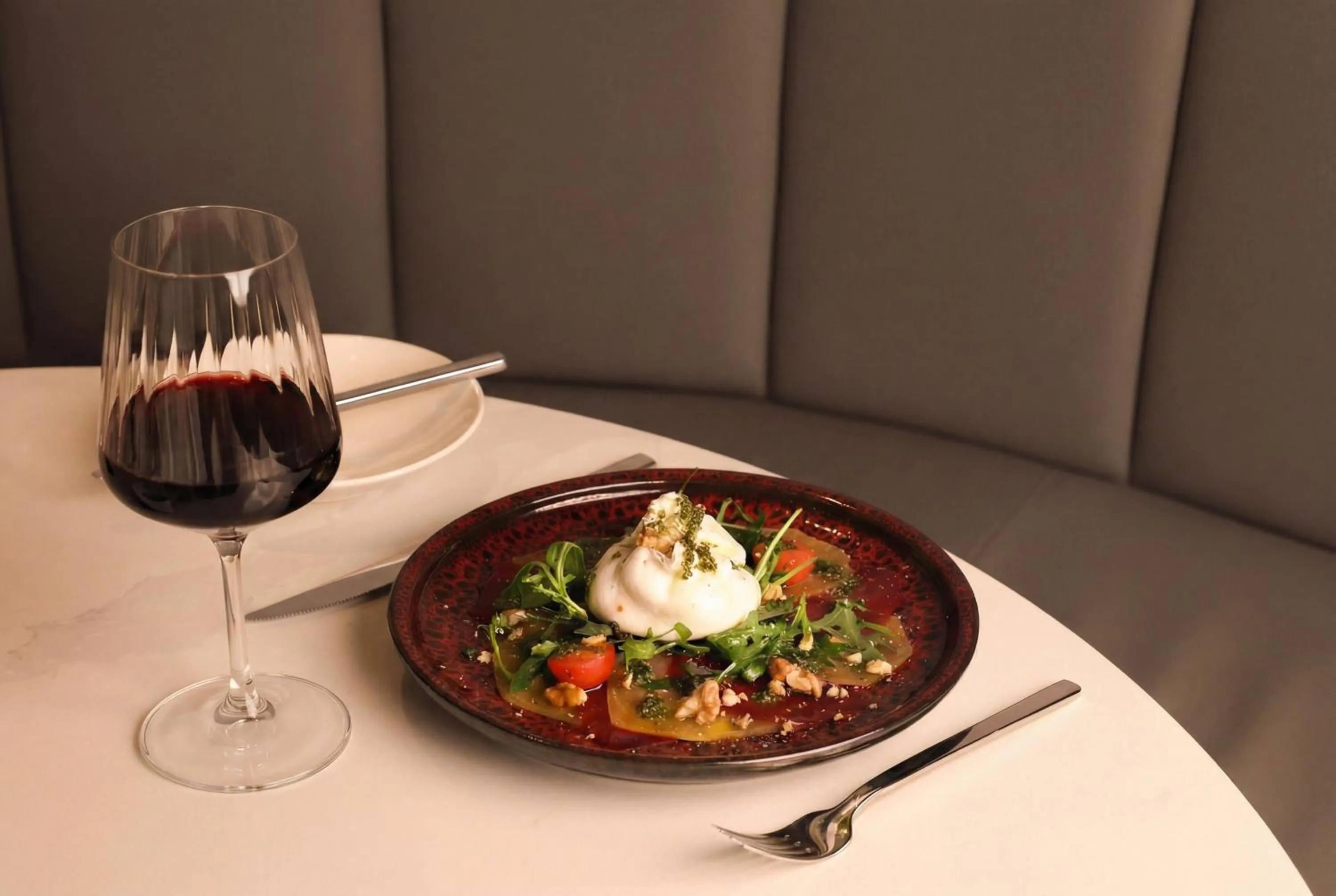 Restaurant/places to eat in Radisson Blu, Basel