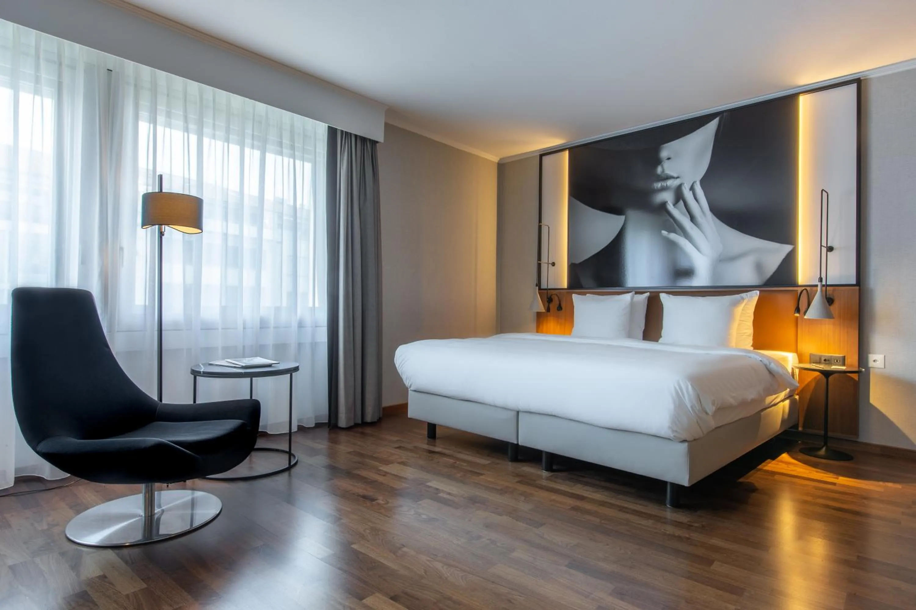 Photo of the whole room, Bed in Radisson Blu, Basel