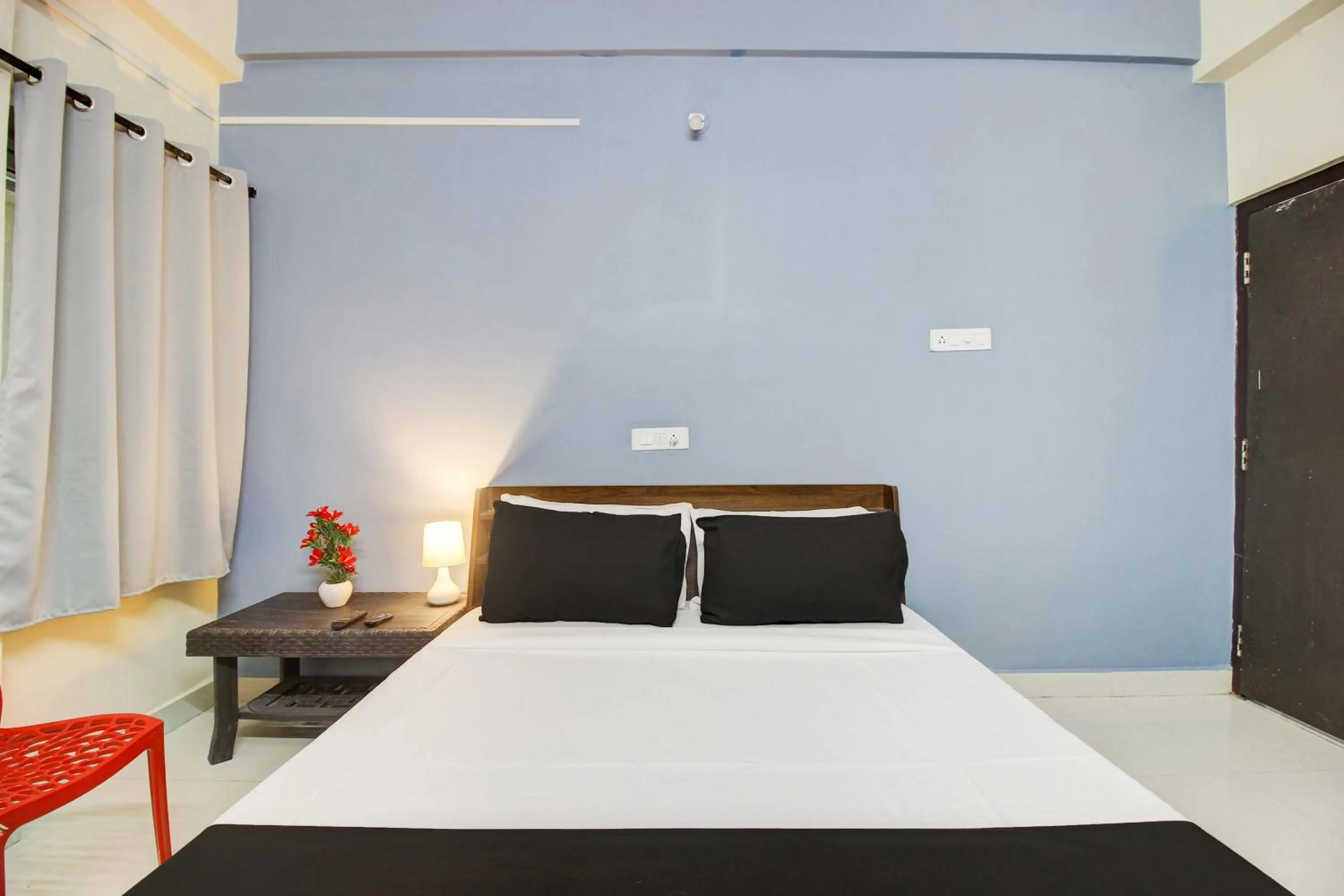 Bedroom, Bed in Hotel O REDDY'S GRAND LUXURY ROOMS