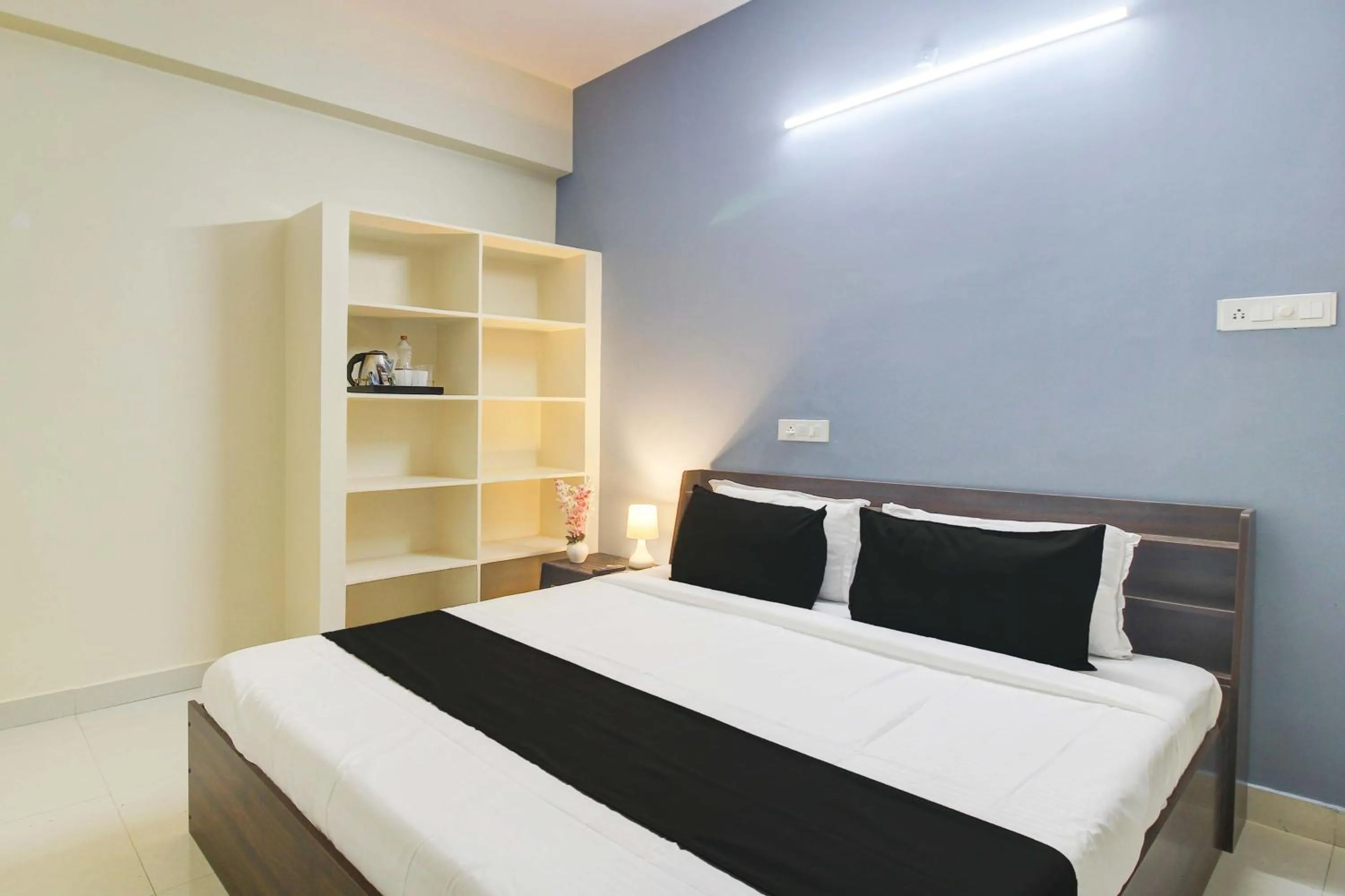 Bedroom, Bed in Hotel O REDDY'S GRAND LUXURY ROOMS