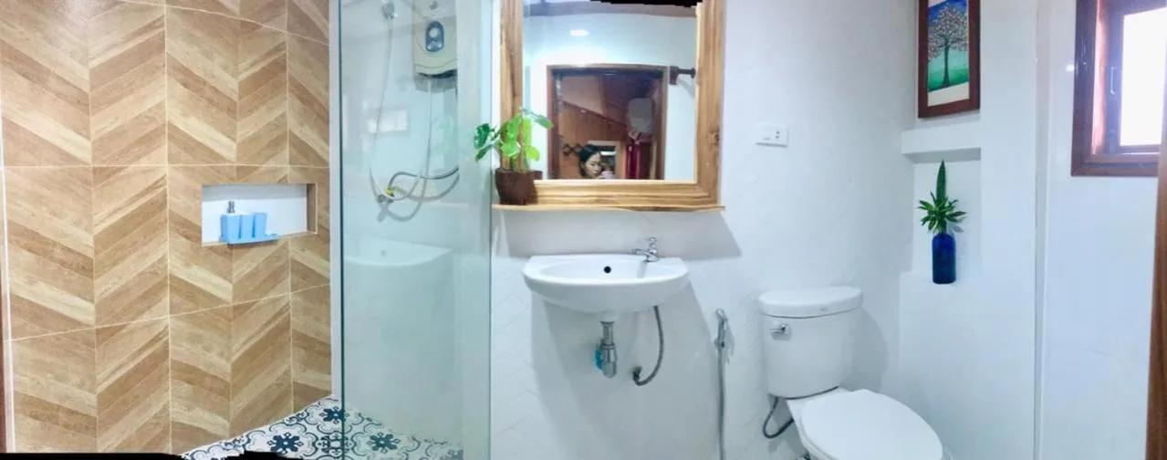 Bathroom in Apple Guesthouse