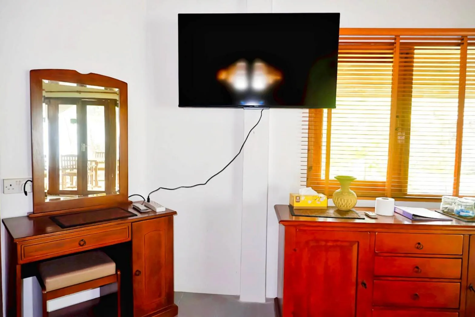 TV and multimedia in Kingsacre