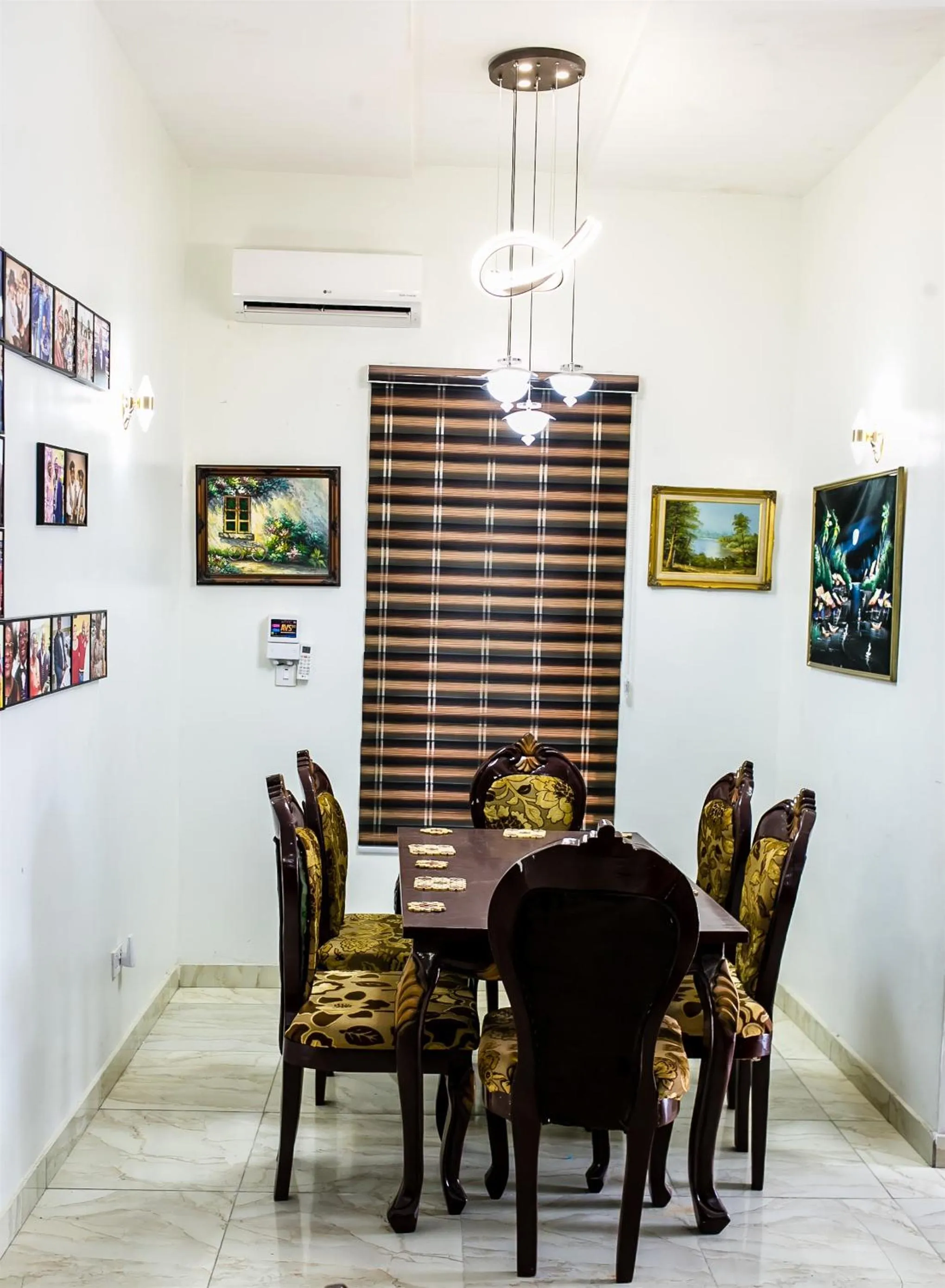 Dining area in 24-7 Electricity Agore Hotels and Suites Ltd