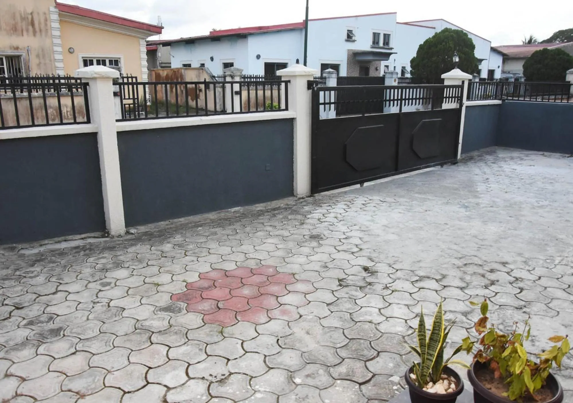 Quiet street view in 24-7 Electricity Agore Hotels and Suites Ltd