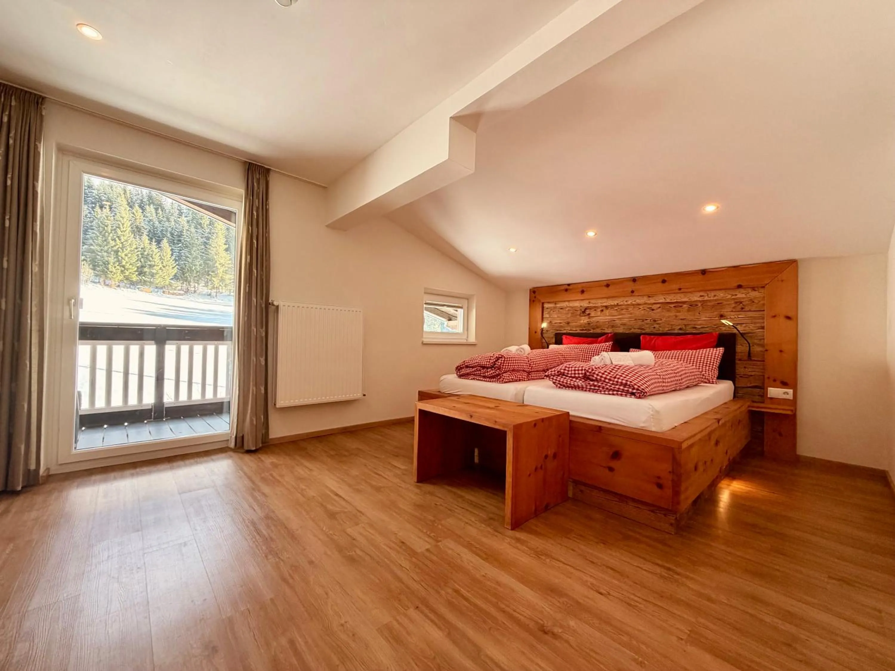 Bed in Boutique Hotel Alpenhof