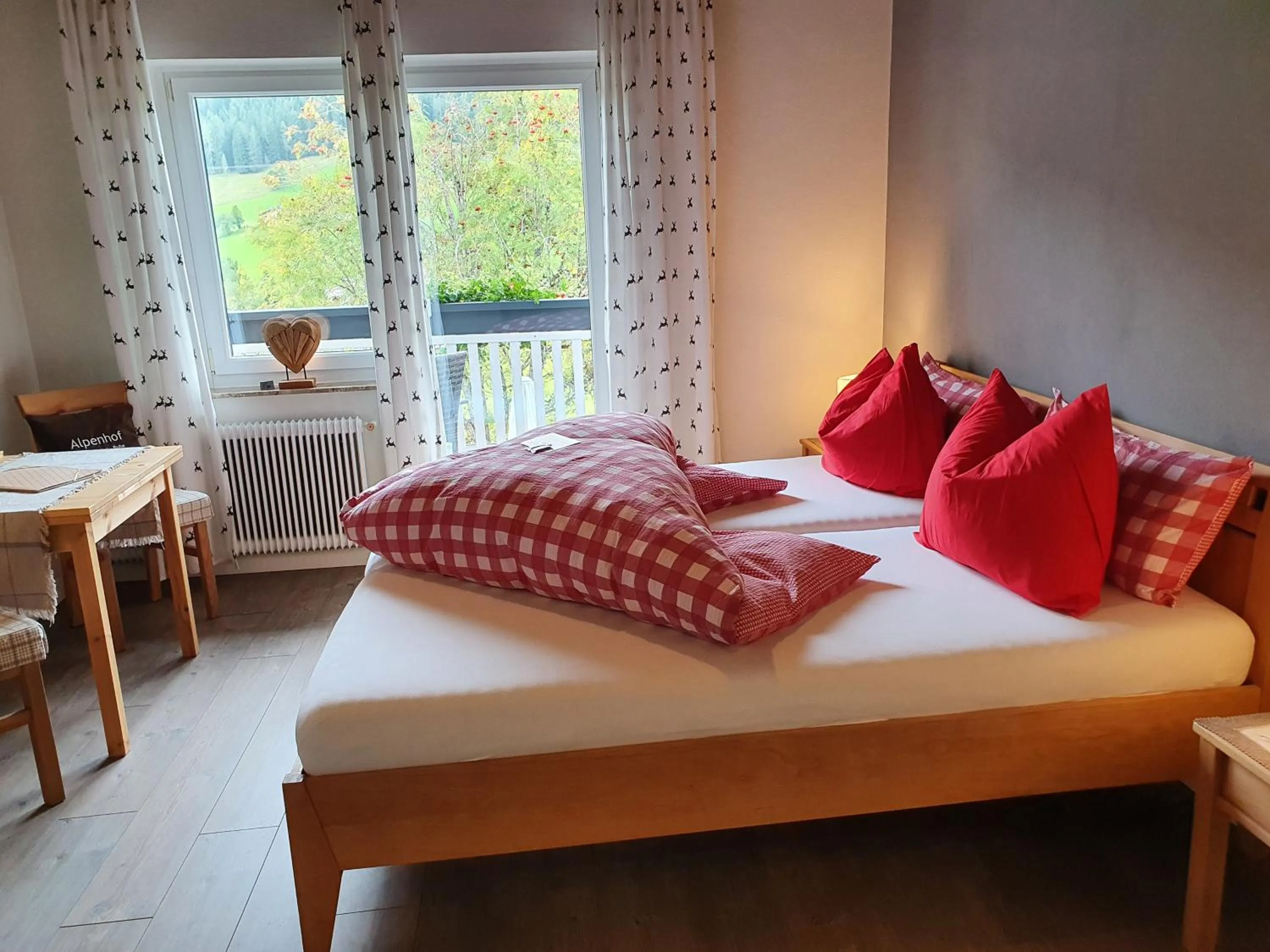 Bed in Boutique Hotel Alpenhof