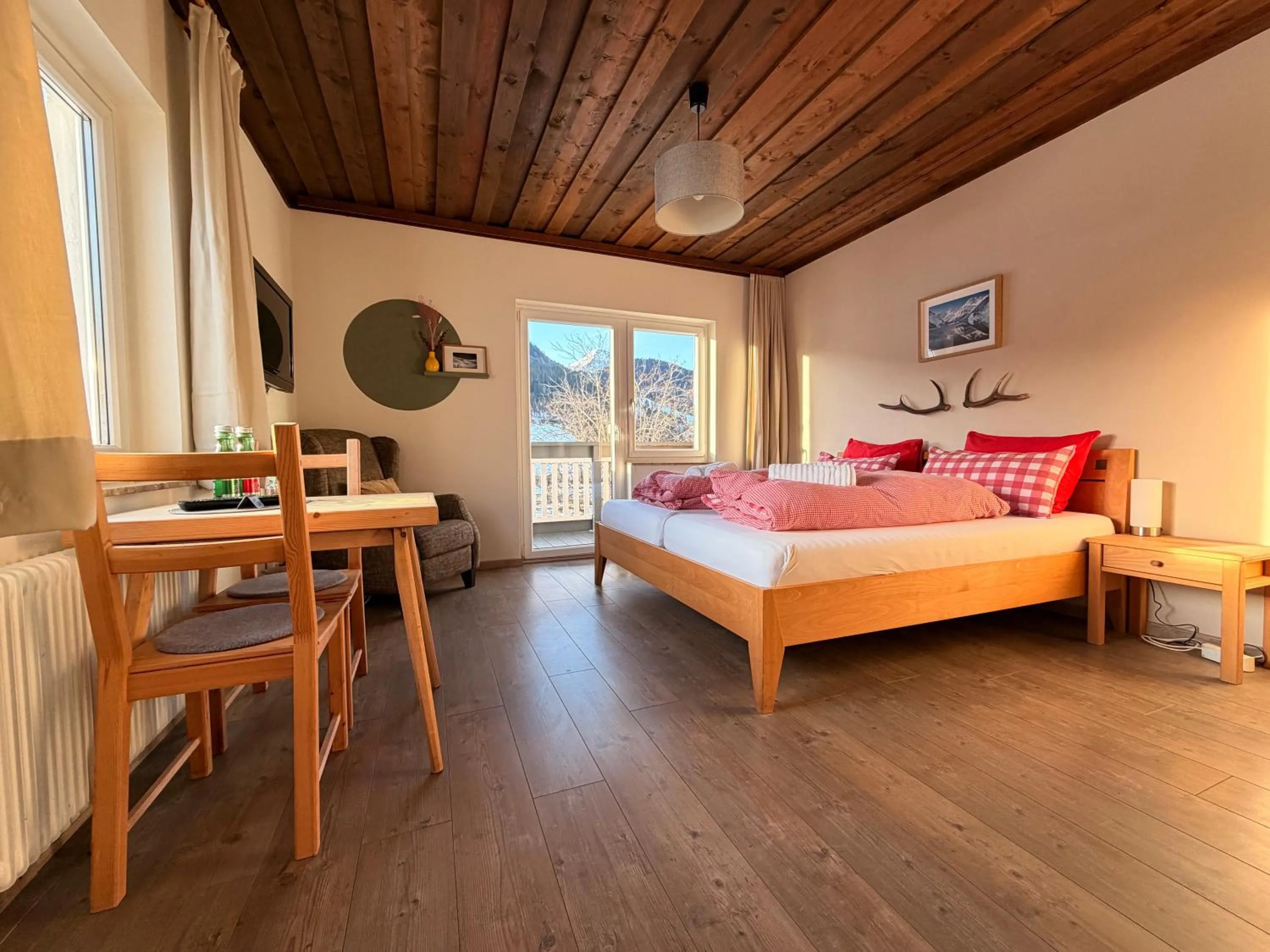 Photo of the whole room, Bed in Boutique Hotel Alpenhof