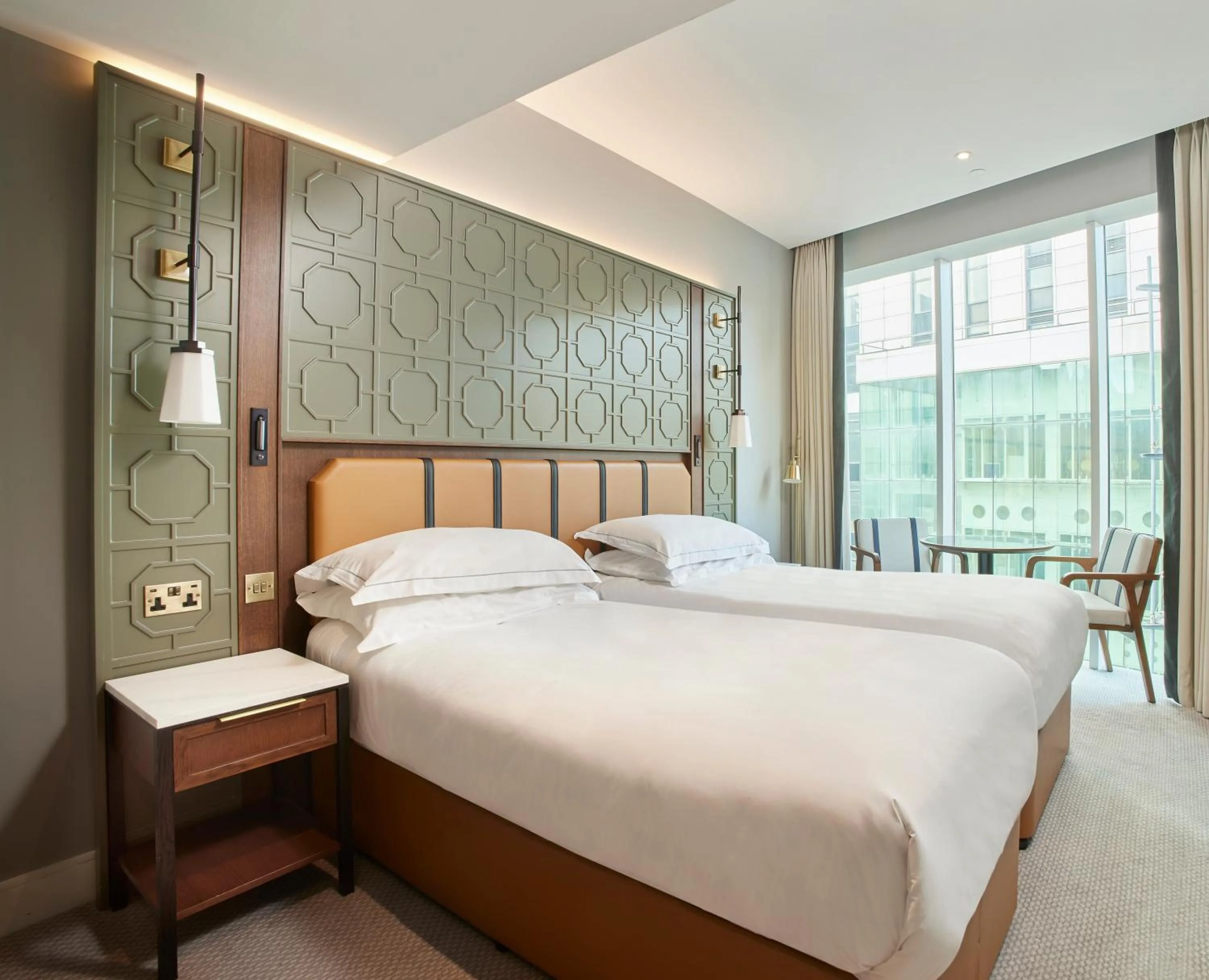 Bed in The Parkgate Hotel