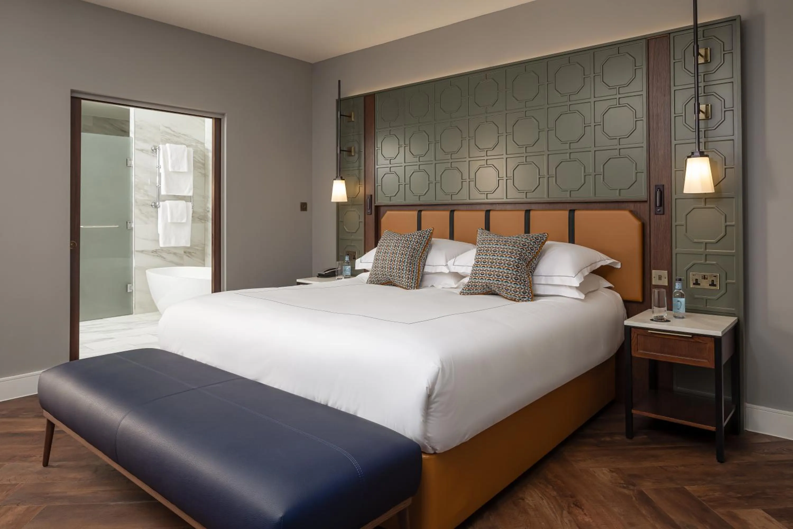 Bed in The Parkgate Hotel