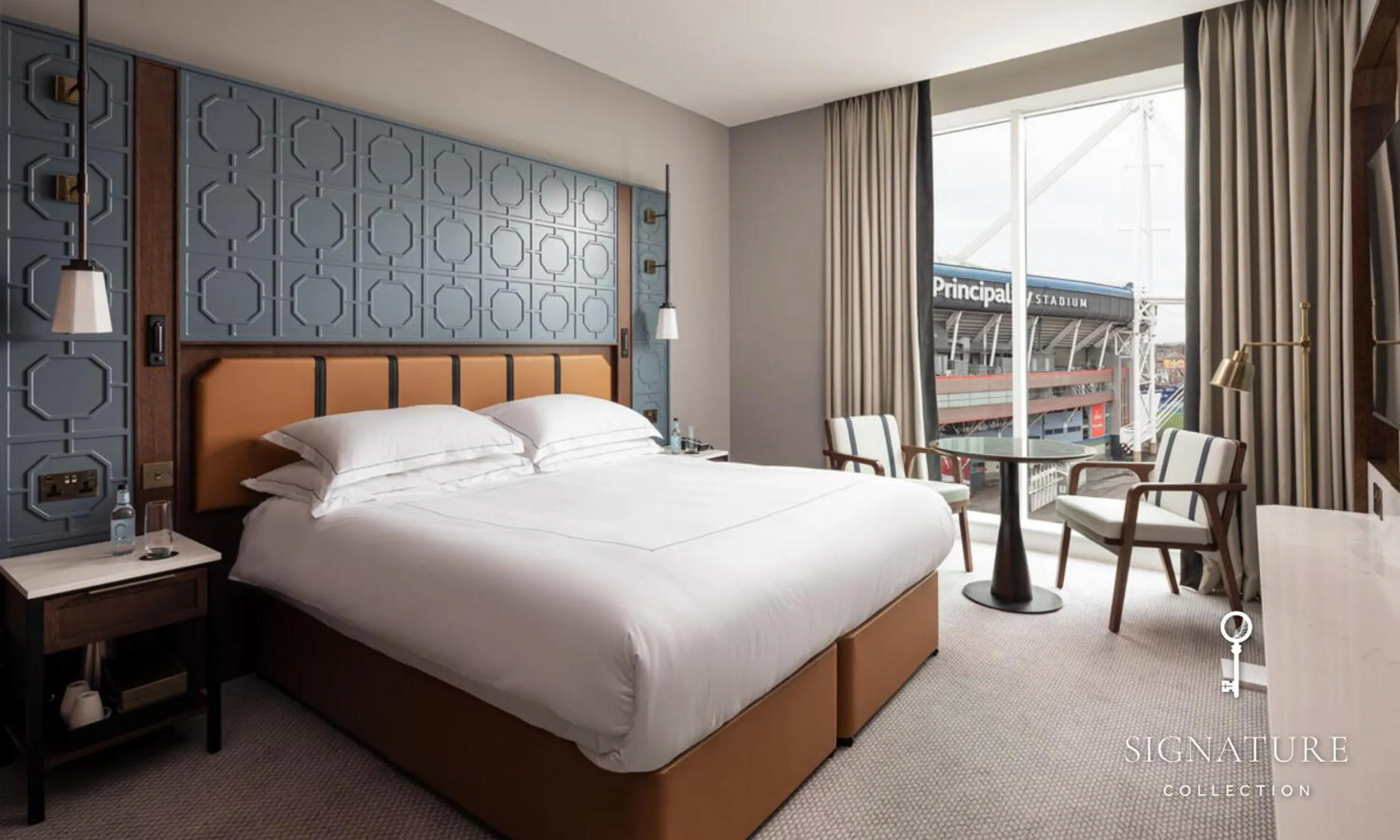 Bed in The Parkgate Hotel