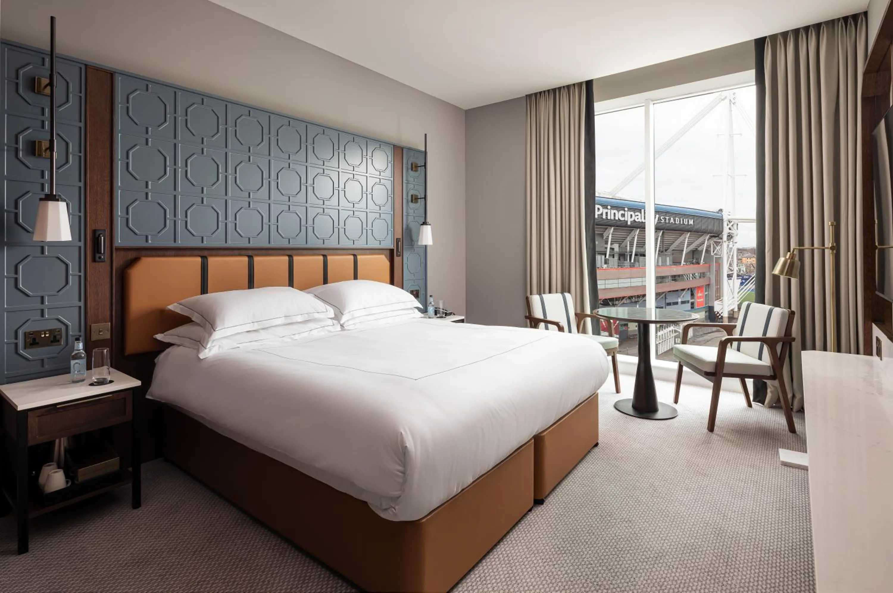 Bed in The Parkgate Hotel