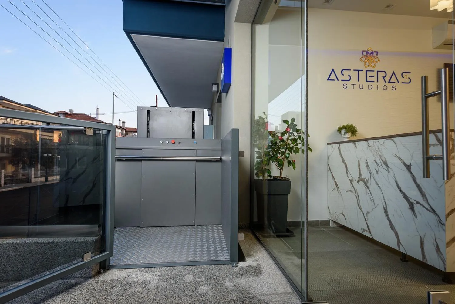 Facade/entrance in ASTERAS STUDIOS