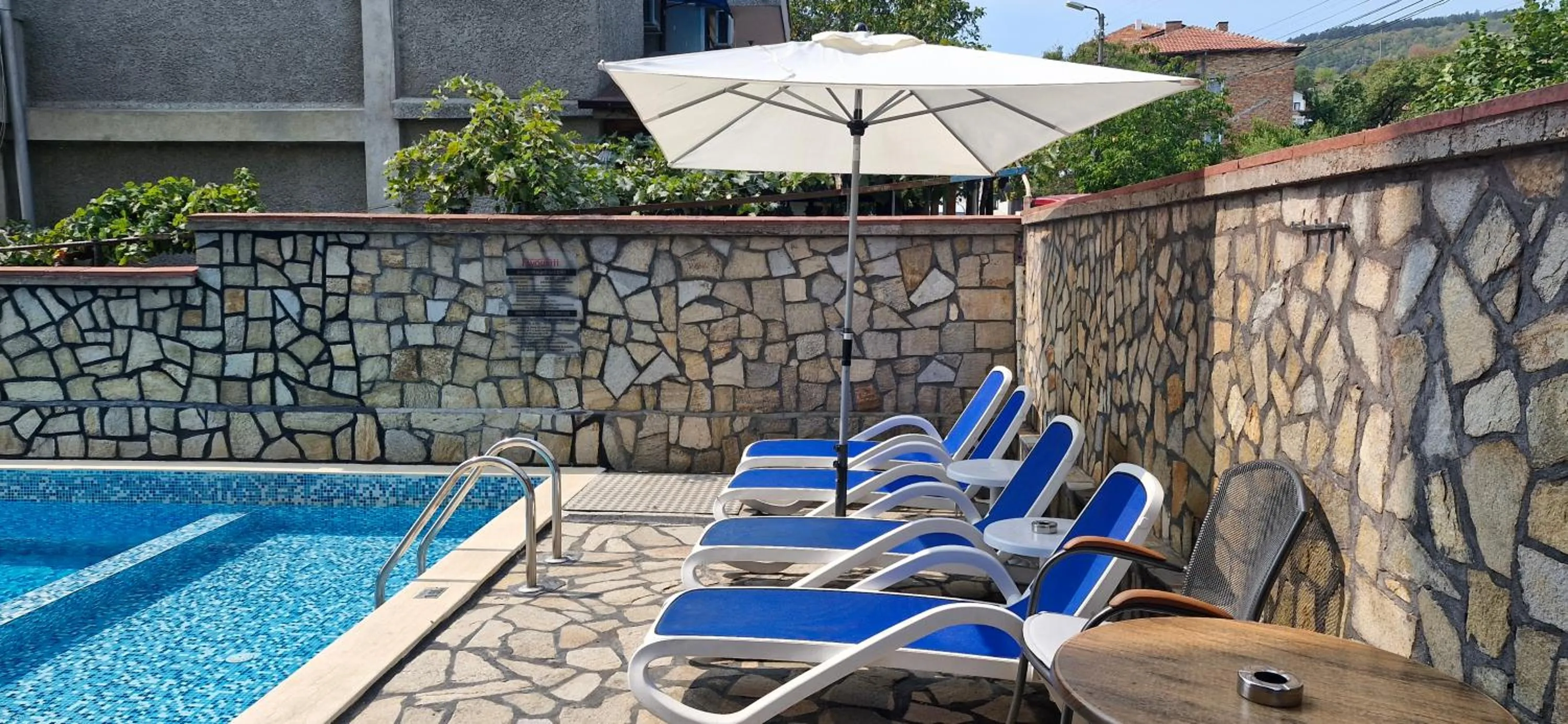 sunbed in Family hotel Favourite