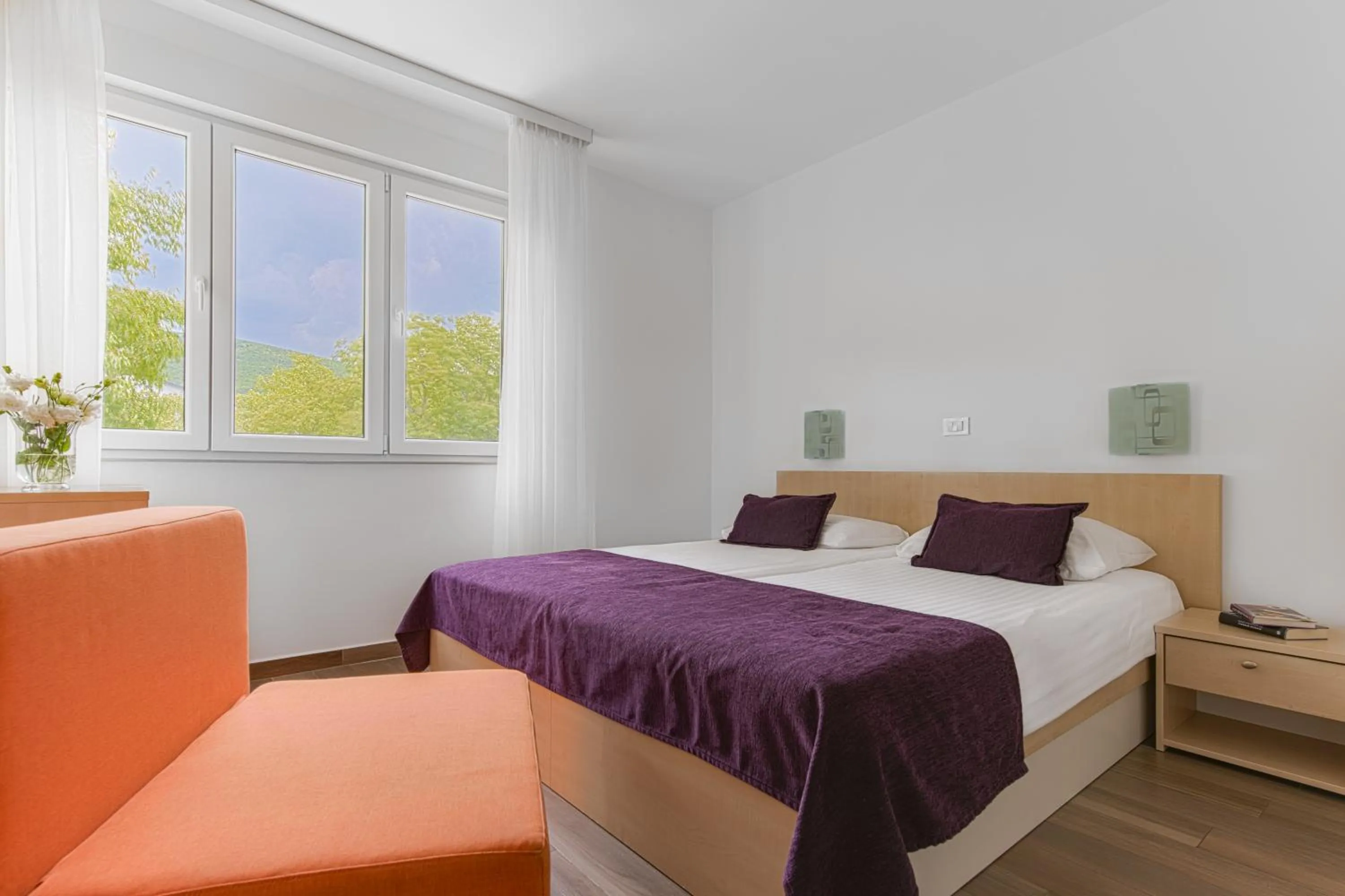 Bedroom, Bed in Hotel Slaven