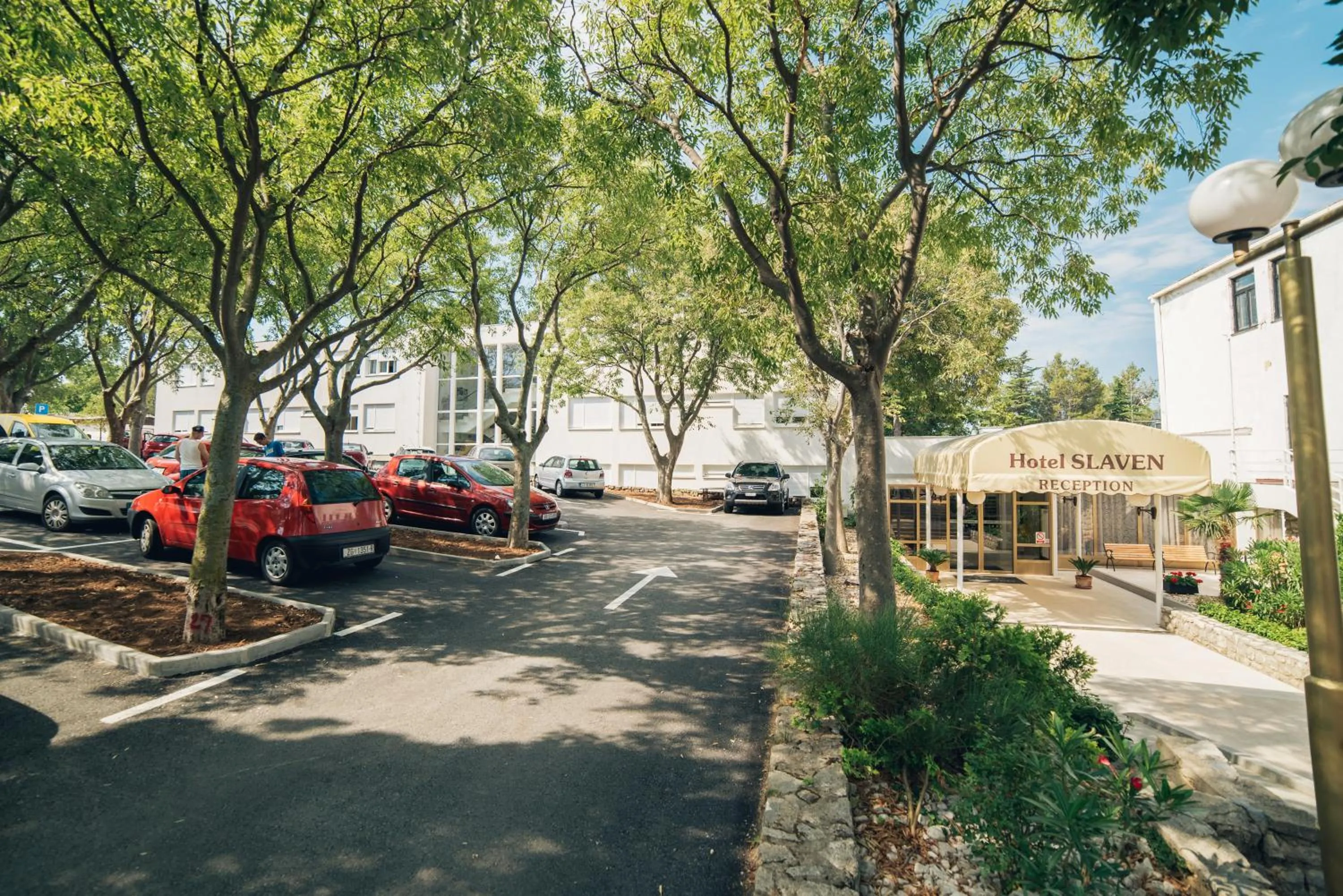 Facade/entrance in Hotel Slaven