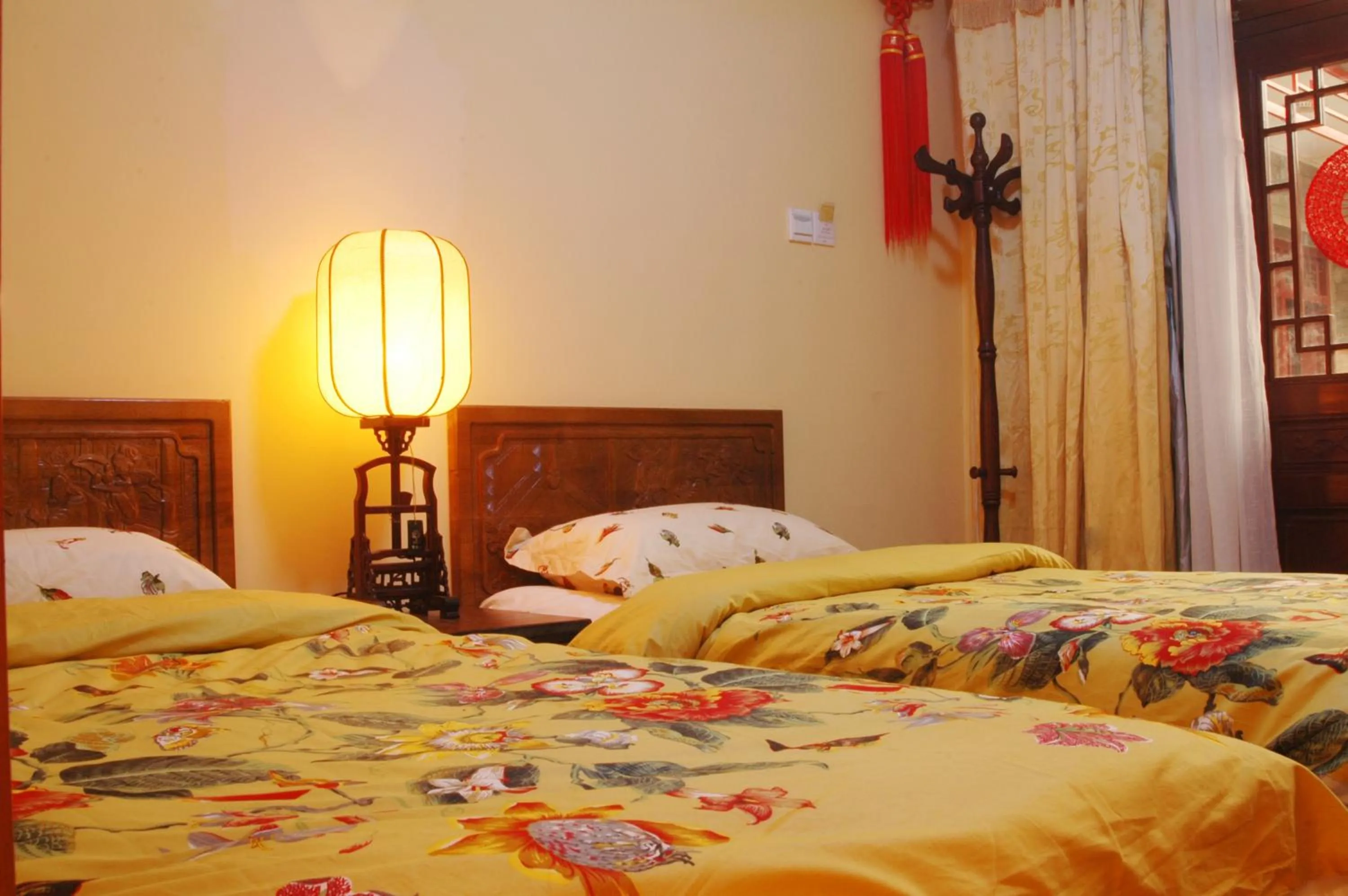 Bed in Citycourt Hotel