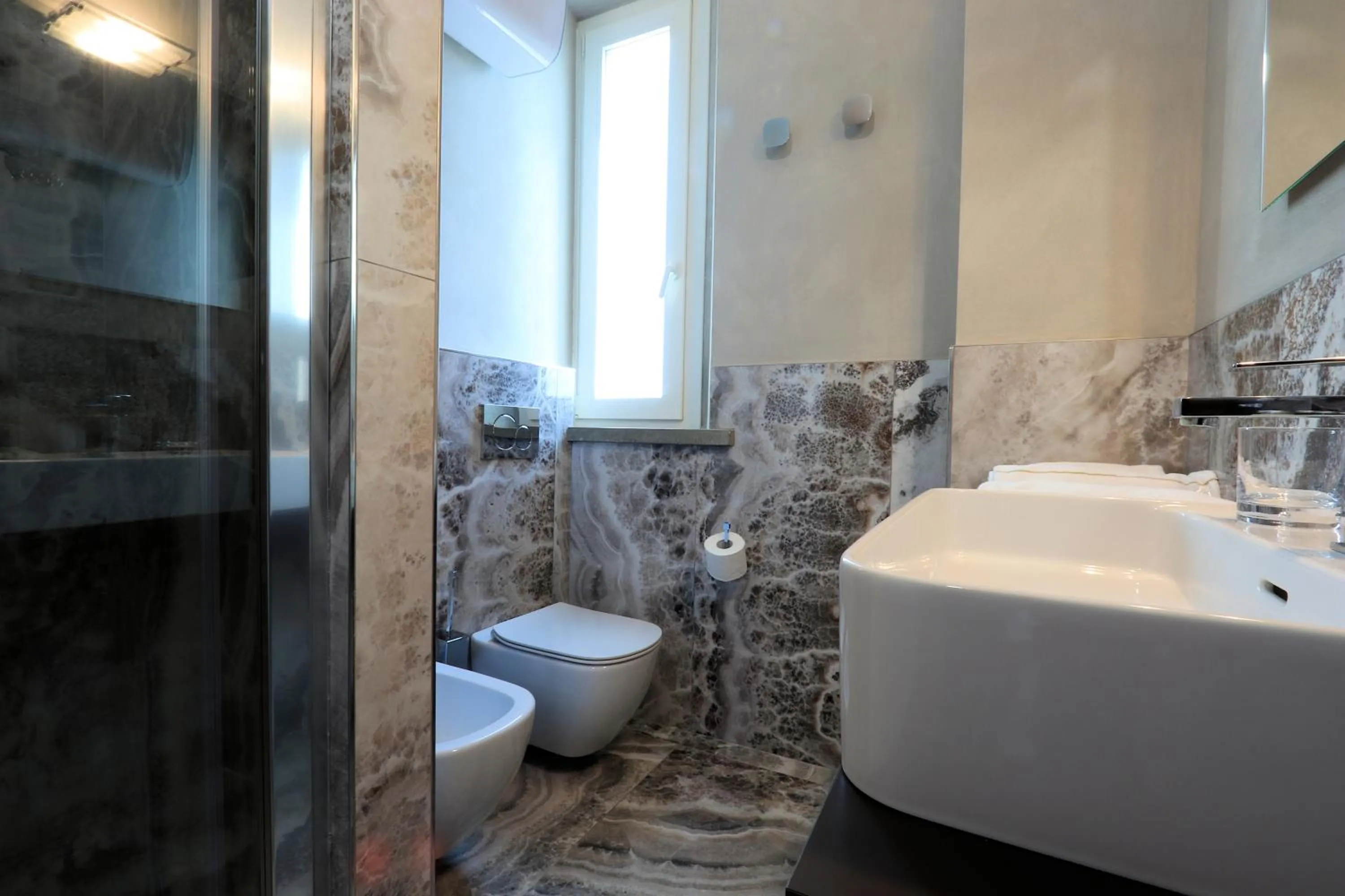 Toilet in Hotel Cecina Beach