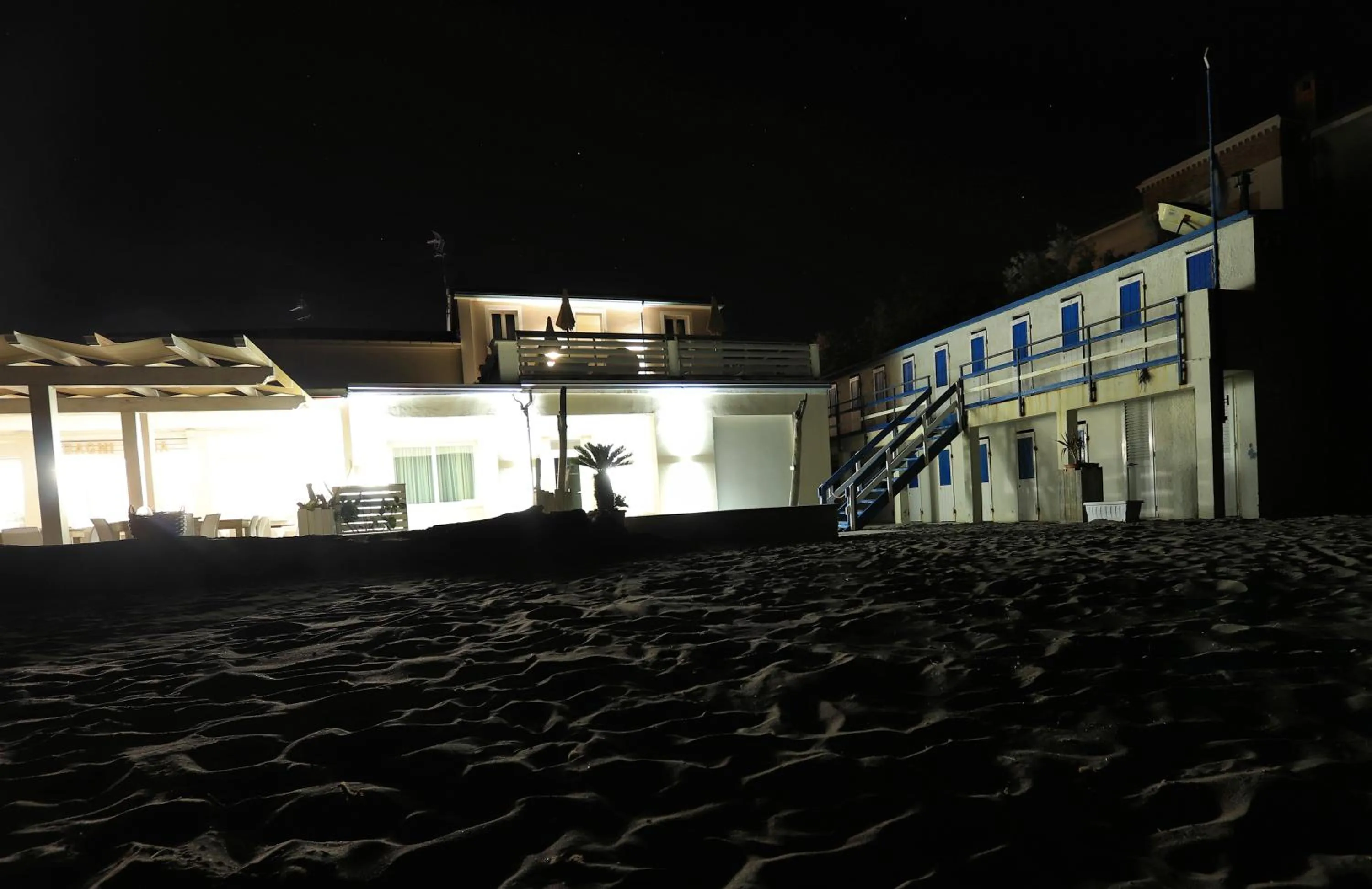 Night in Hotel Cecina Beach