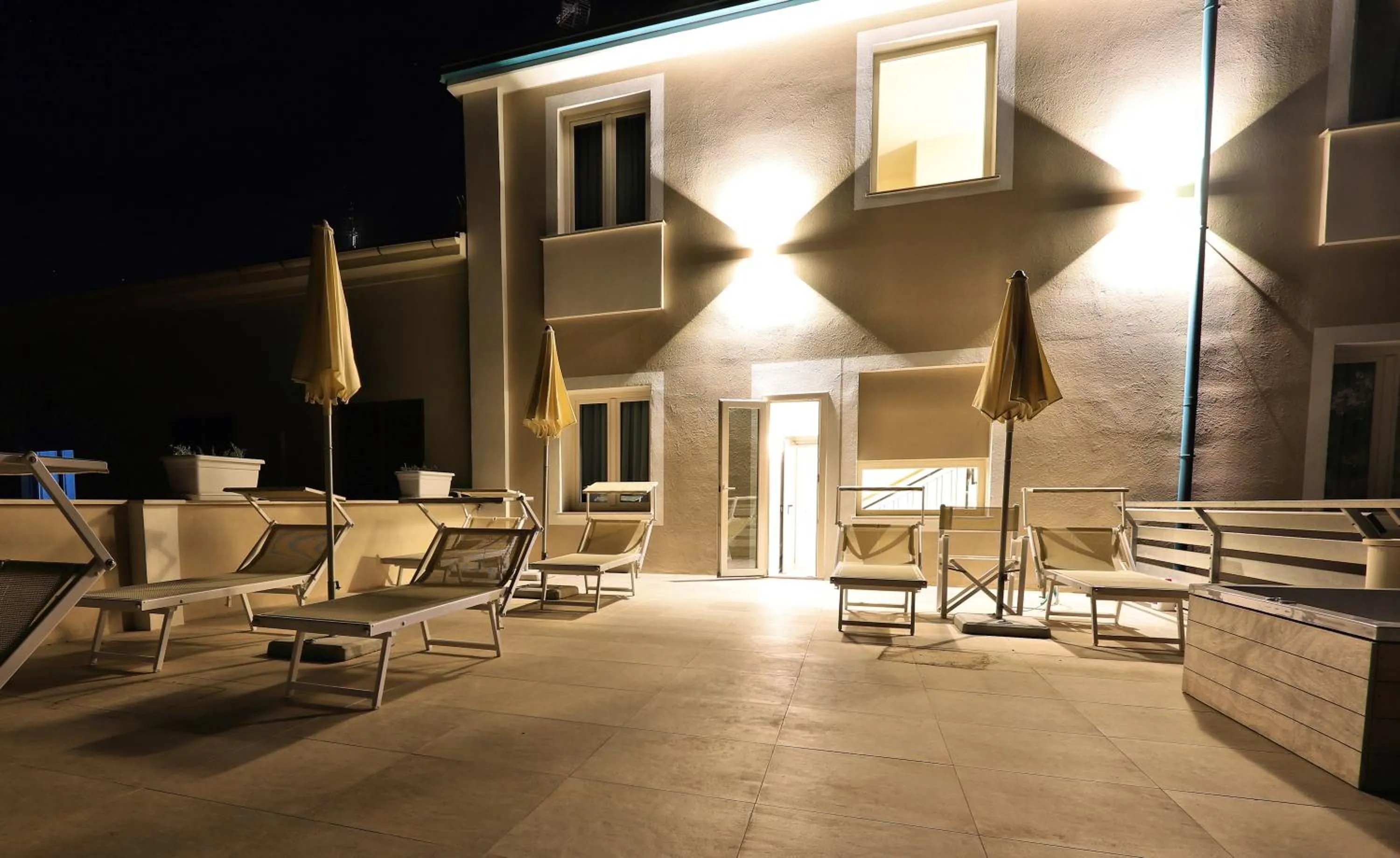 Night in Hotel Cecina Beach