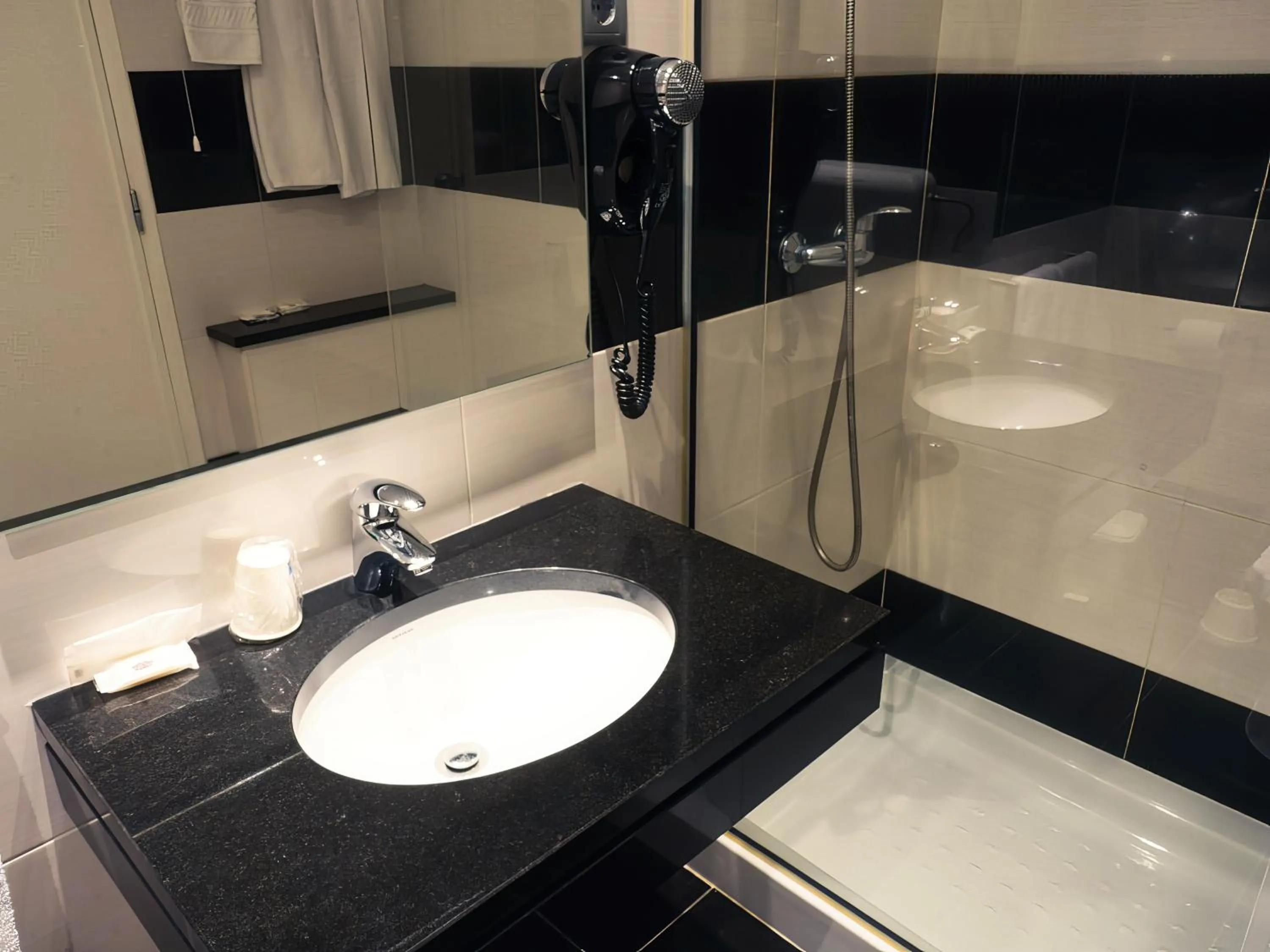 Bathroom in Hotel São Francisco