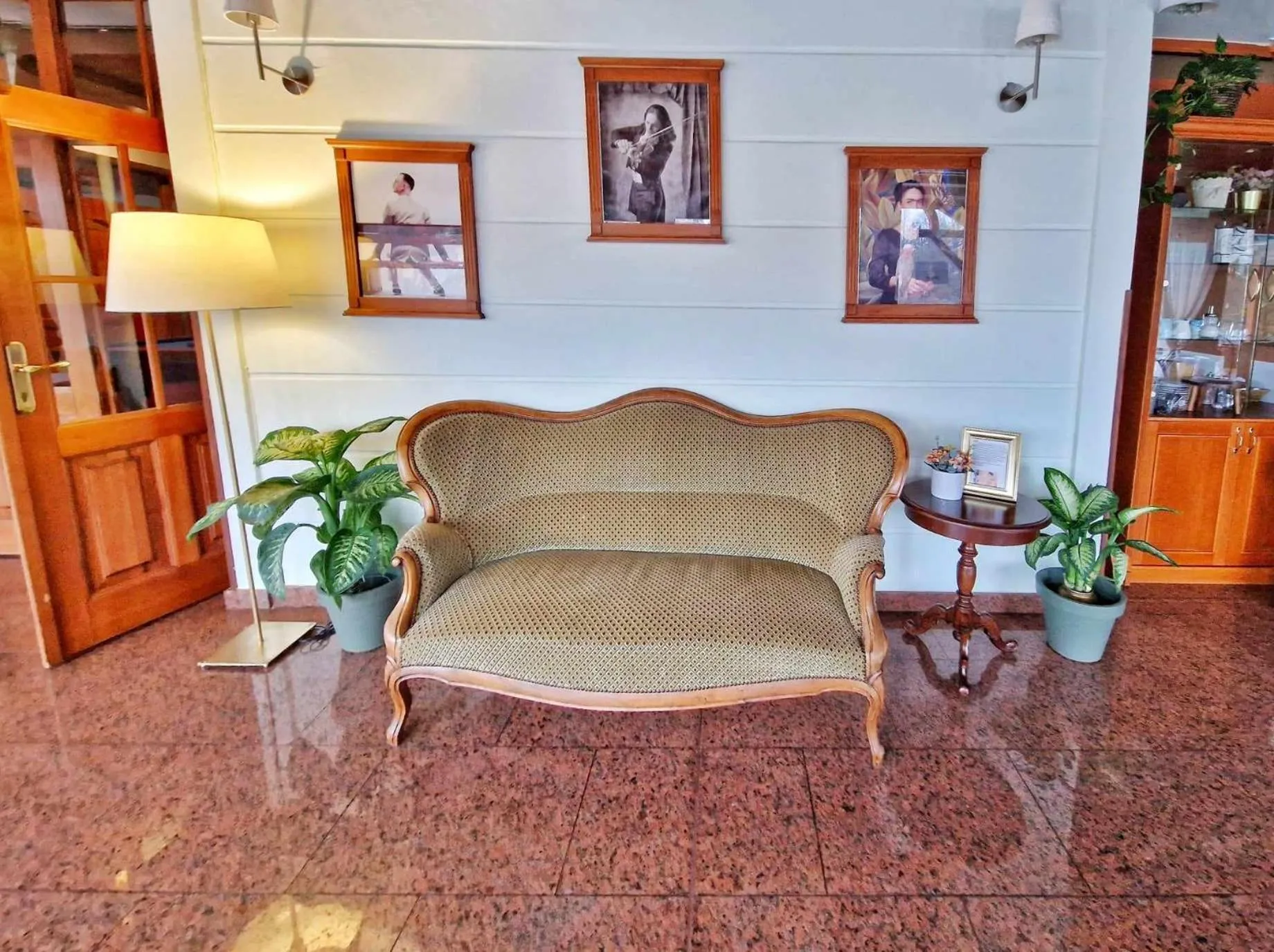 Restaurant/places to eat in ROMANTIK HOTEL ELEONORA