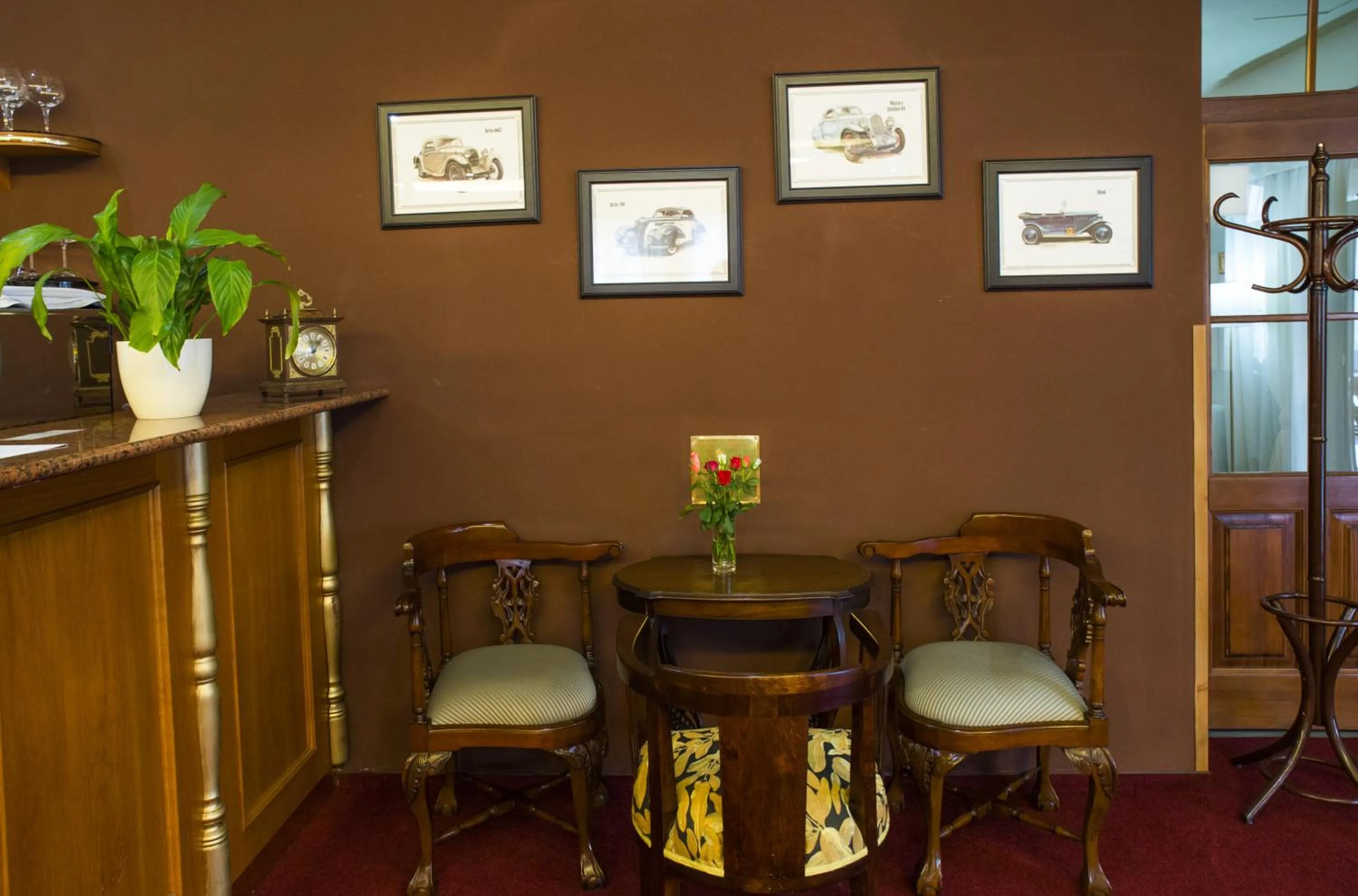 Lounge or bar in ROMANTIK HOTEL ELEONORA