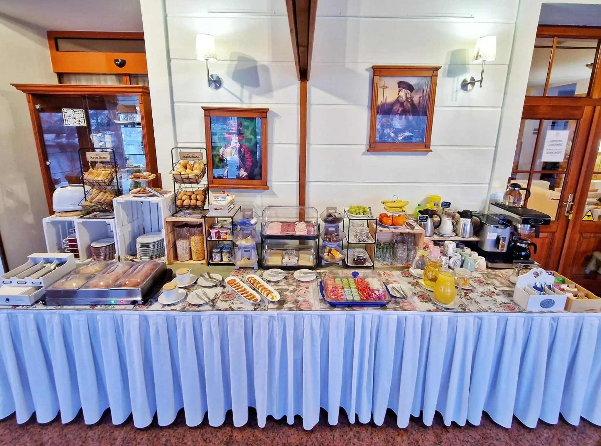 Breakfast in ROMANTIK HOTEL ELEONORA