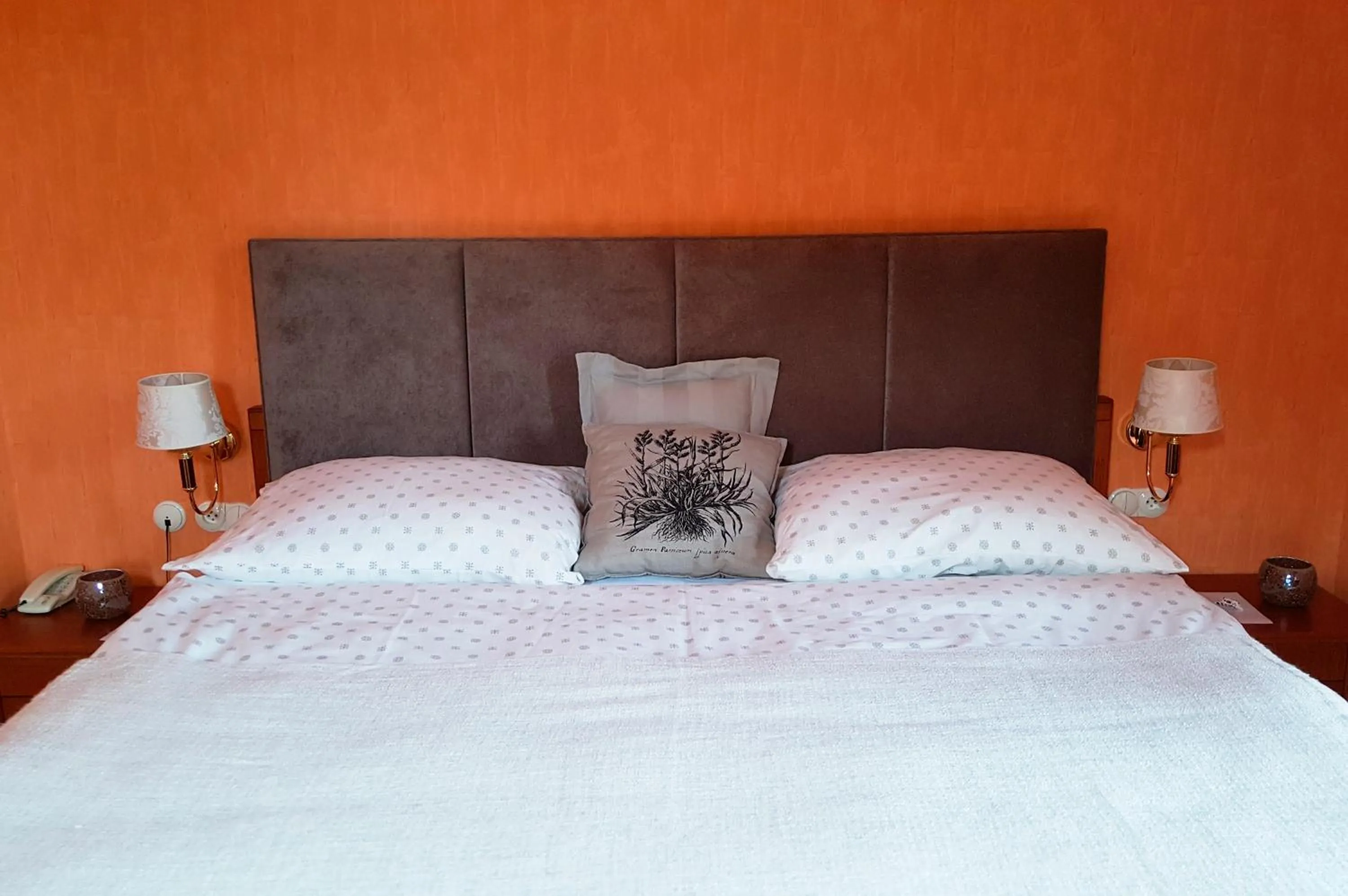 Bed in ROMANTIK HOTEL ELEONORA