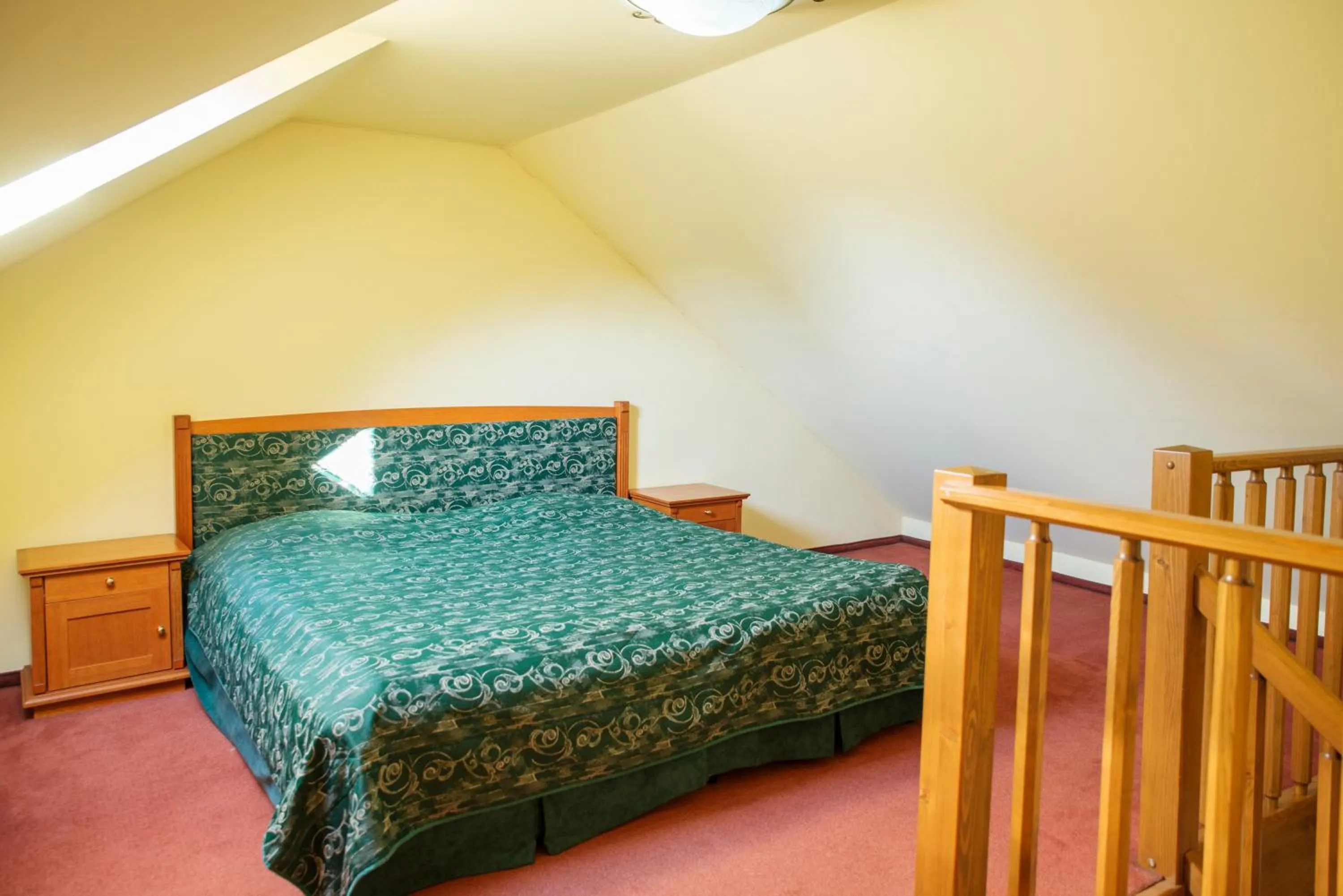 Bed in ROMANTIK HOTEL ELEONORA