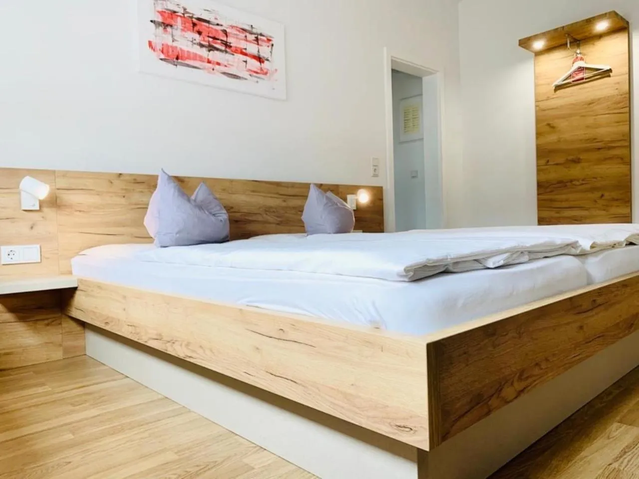 Photo of the whole room, Bed in City Hotel