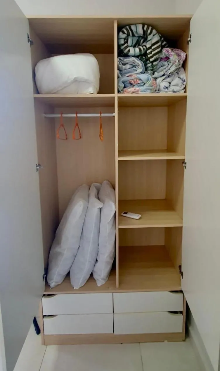 Apto. com varanda gourmet e piscina aquecida