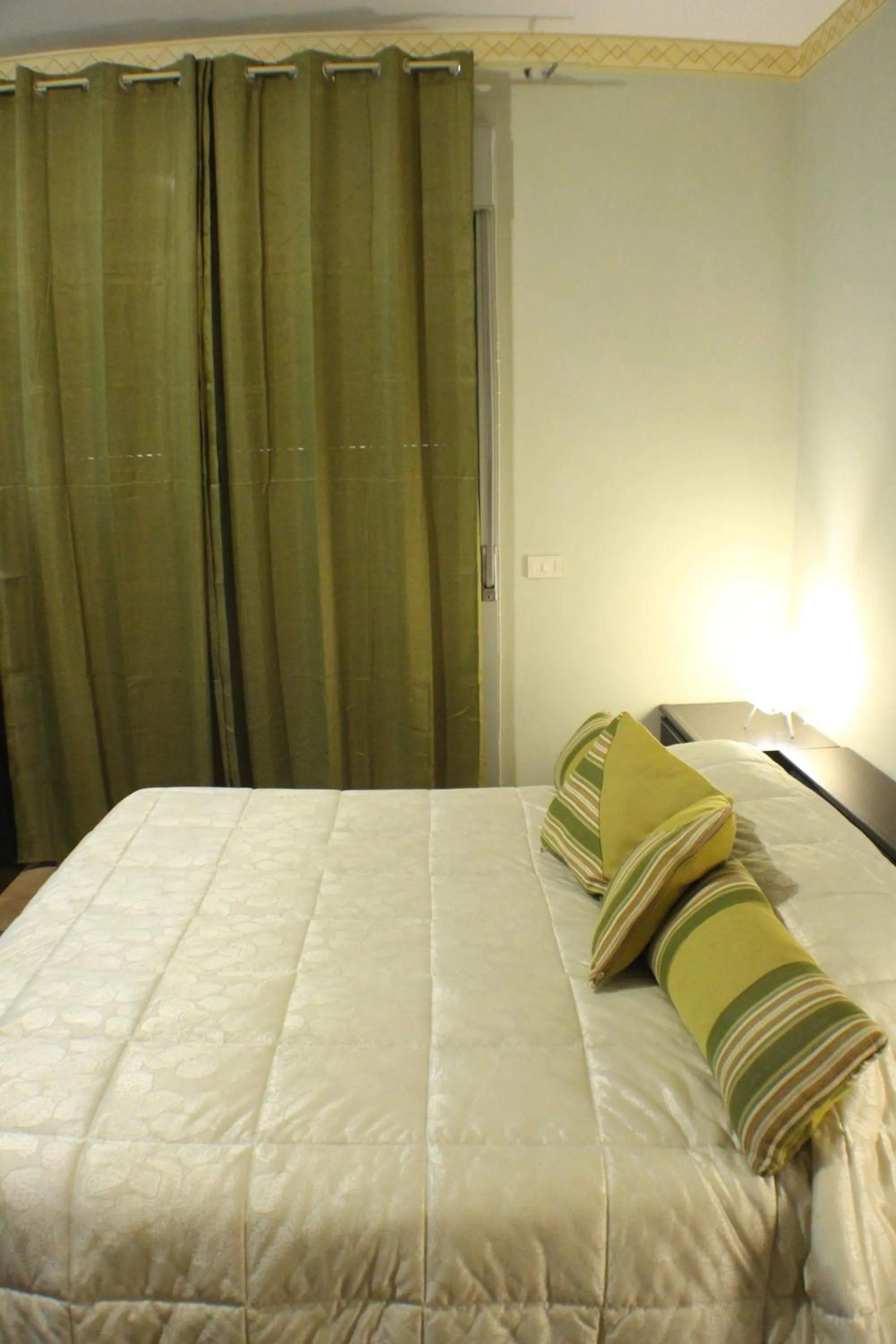 Photo of the whole room, Bed in San Nicolò House