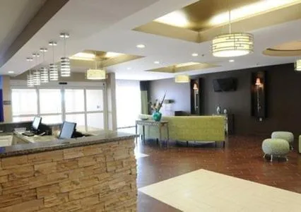 Lobby or reception in Comfort Suites near Tanger Outlet Mall