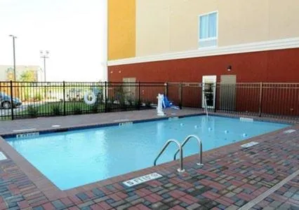 Swimming pool in Comfort Suites near Tanger Outlet Mall