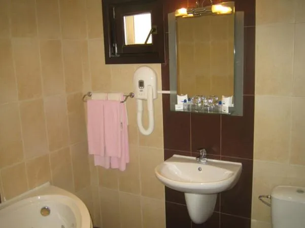 Bathroom in Gurko Hotel