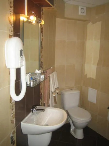 Bathroom in Gurko Hotel