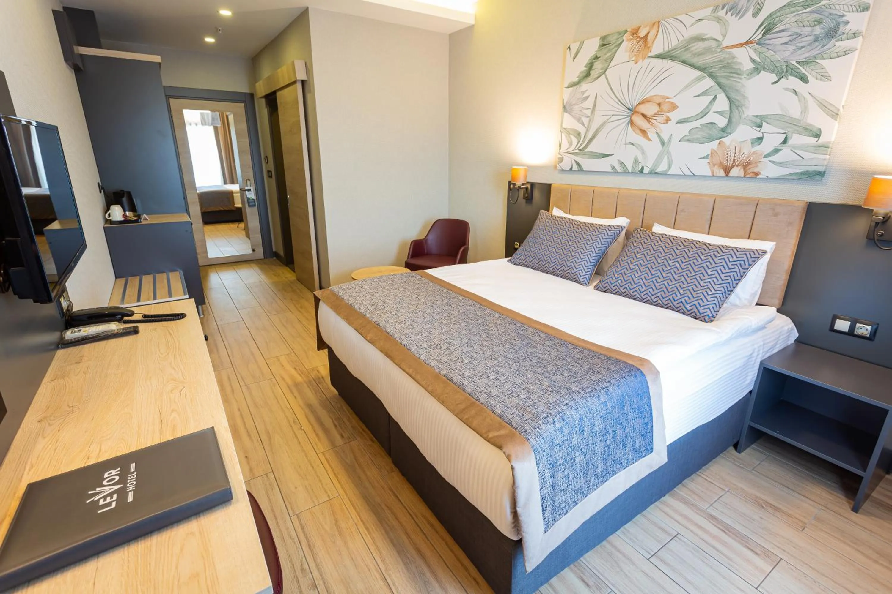 Photo of the whole room, Bed in Levor Hotel