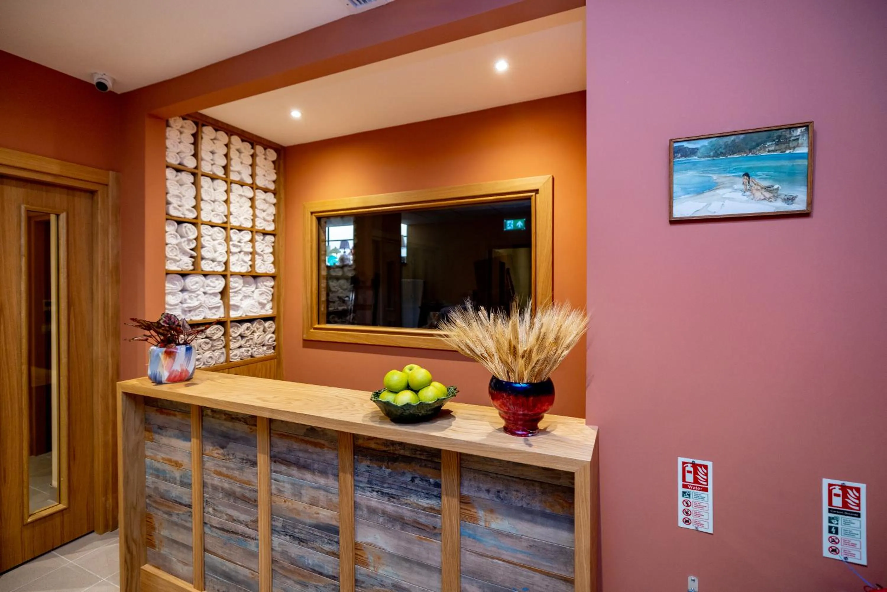 Spa and wellness centre/facilities in Limehouse Library Hotel